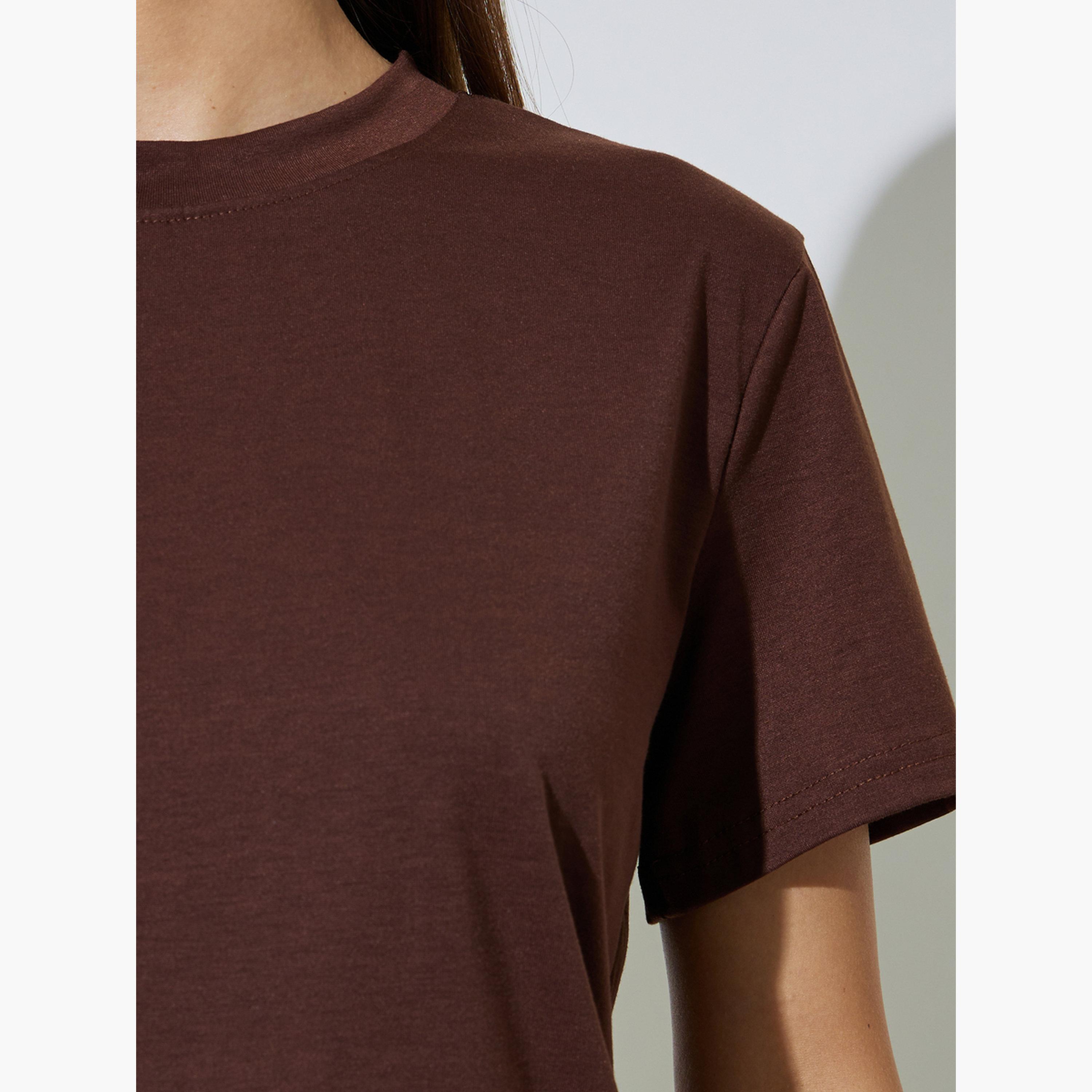 تيشيرت بقصة عادية وحافة منحنية-women-clothing-tshirts-image-5