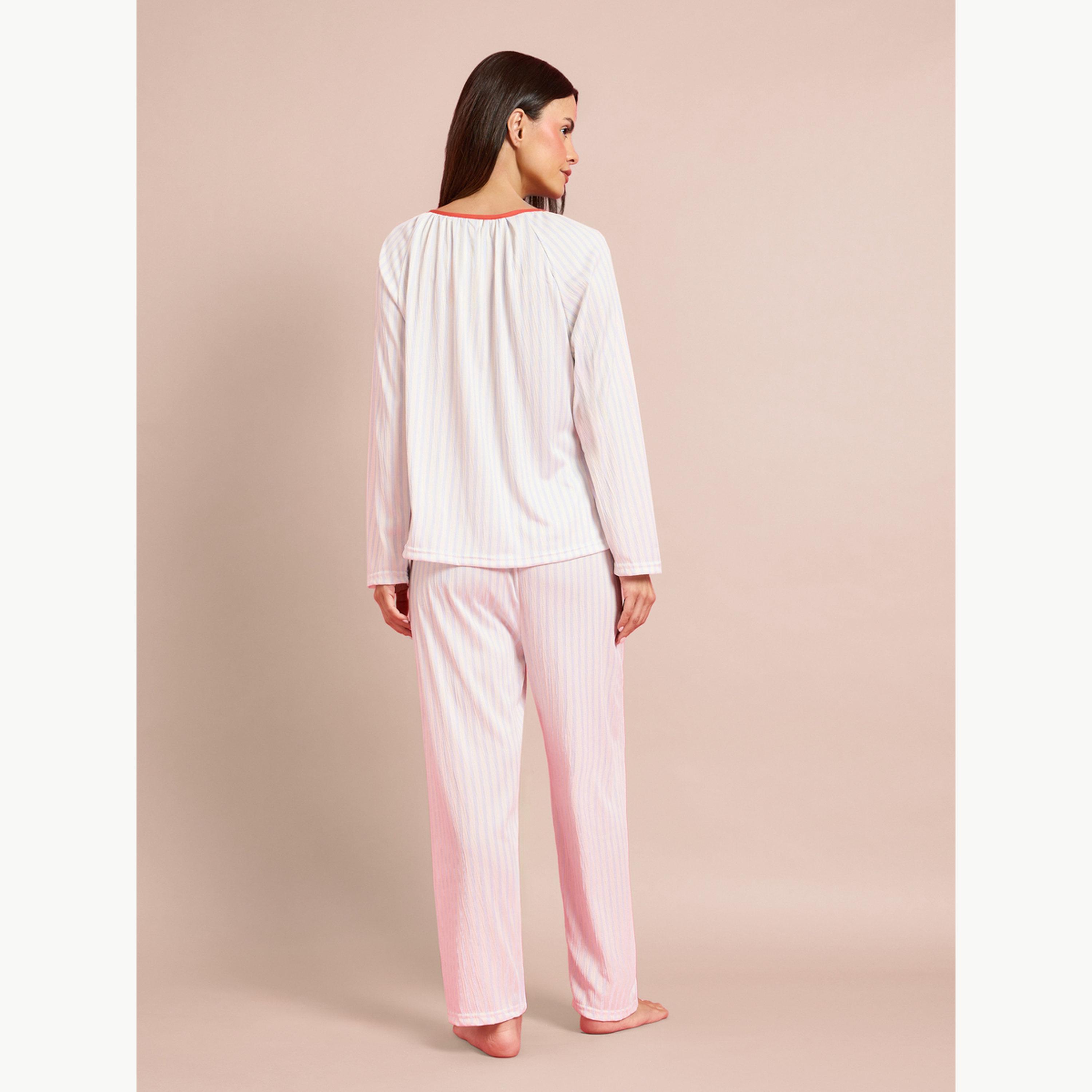 طقم بيجاما من بنطال وبلوزة مخططة بأزرار-women-clothing-nightwear-pyjamas-longsets-image-4