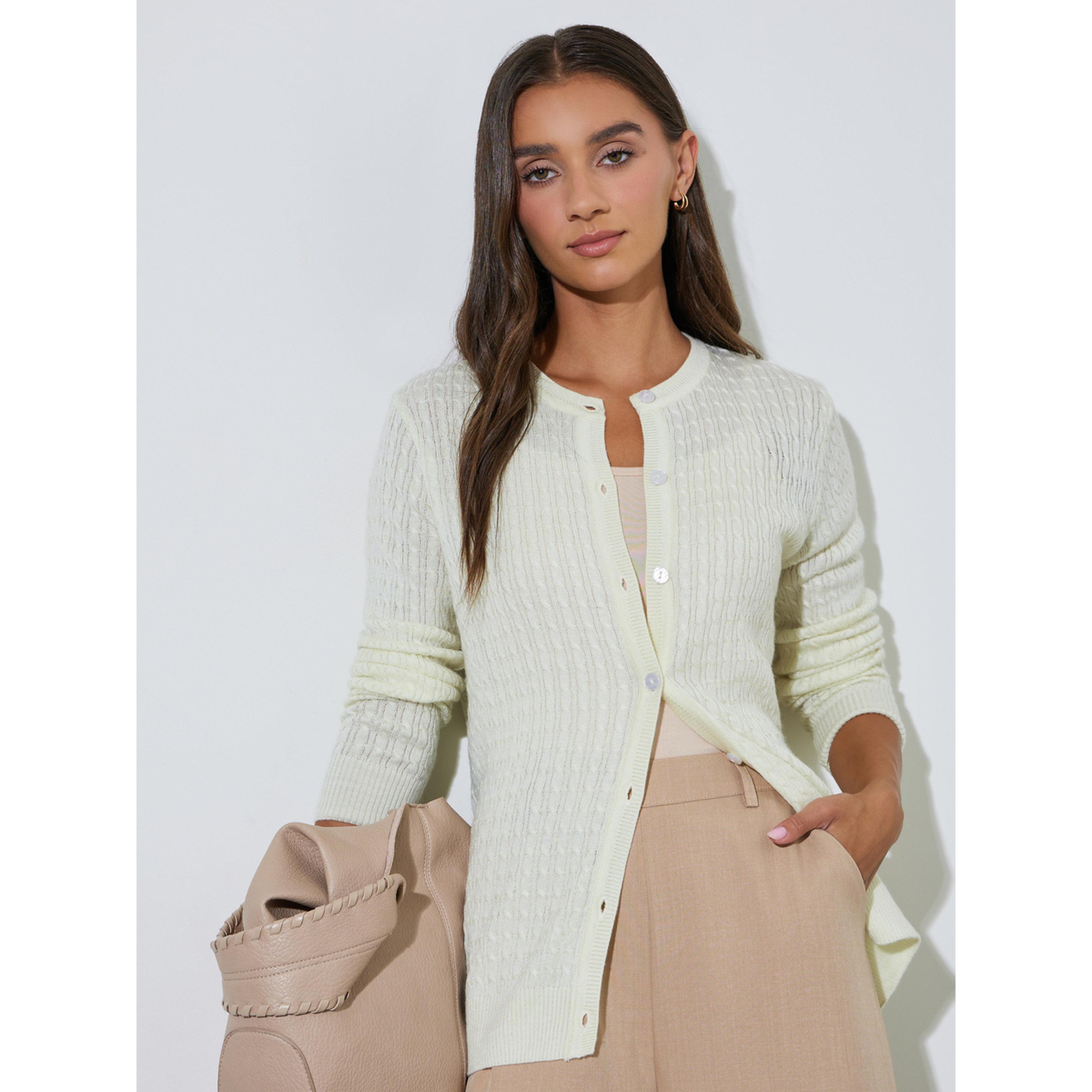 كارديجان محبوك بجدائل وأزرار باللون الأوف وايت-women-winterwear-cardigansandjumpers-cardigans-image-4