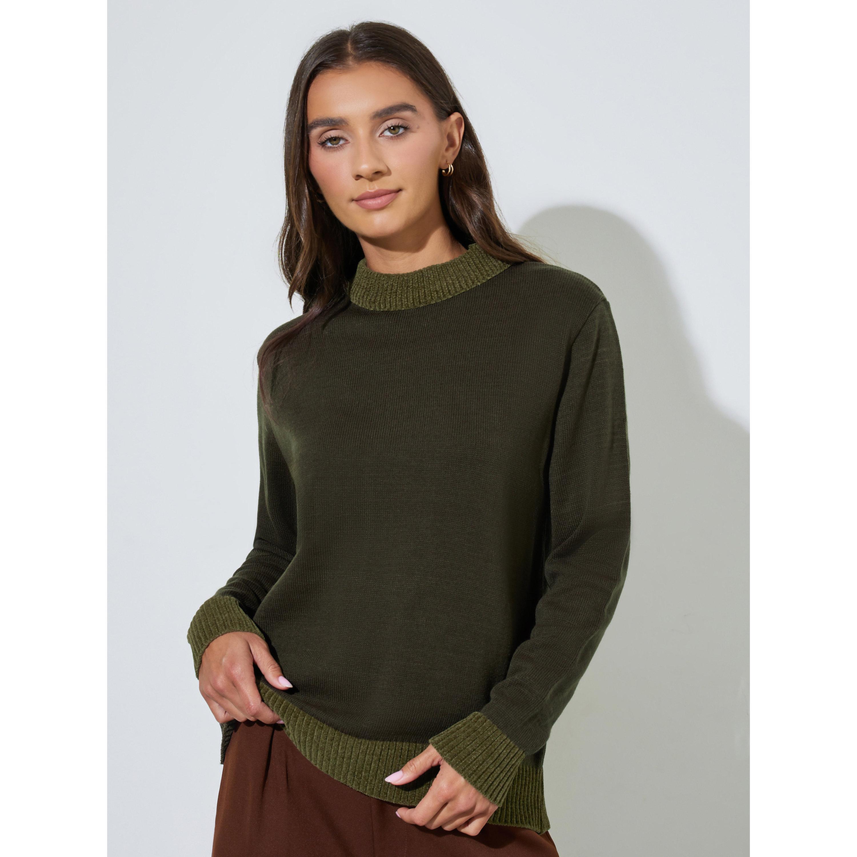 سويتر خيوط غزل مدمجة بقصة عادية باللون الأخضر الزيتي-women-winterwear-cardigansandjumpers-jumpers-image-1