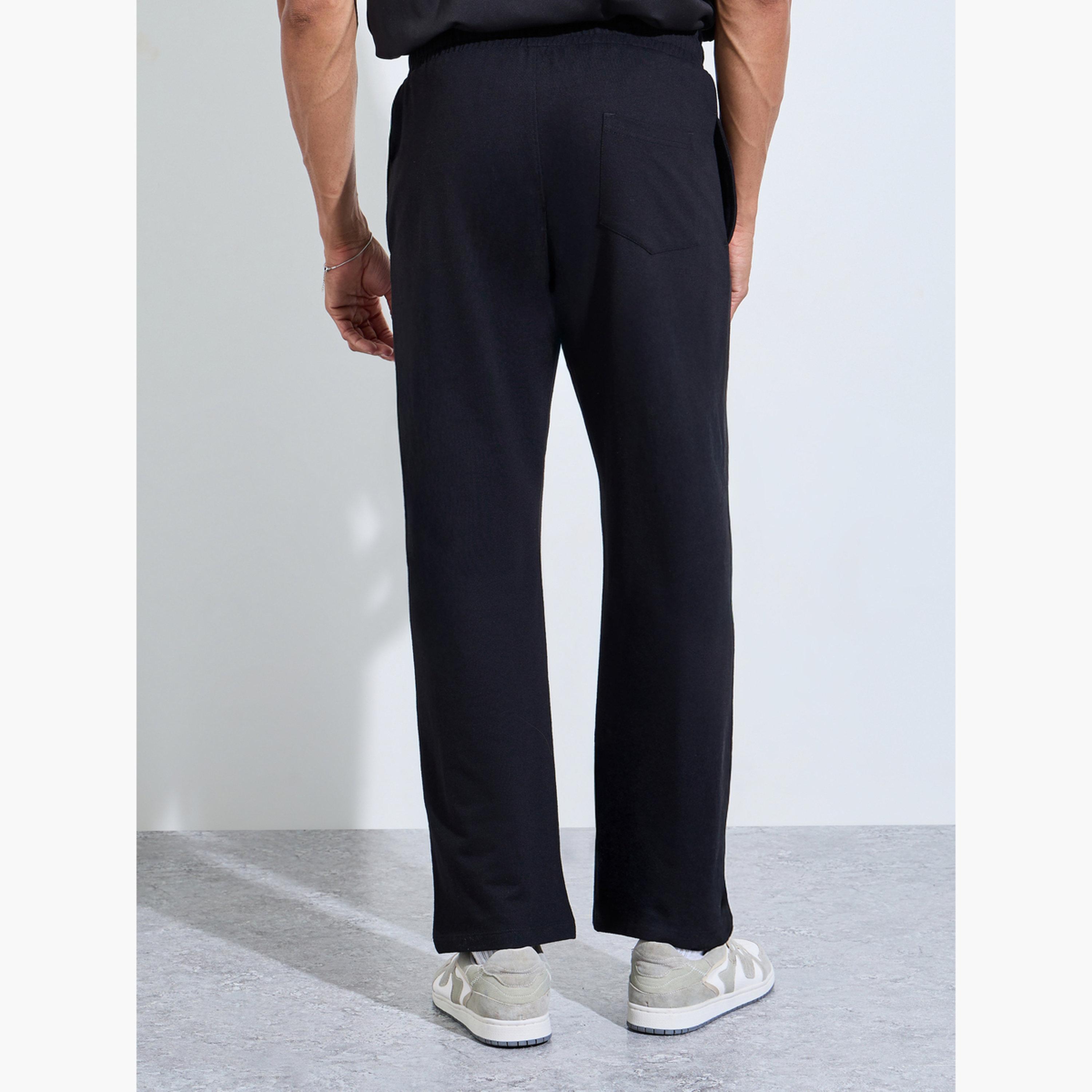 جوغر بقصة مريحة وحافة مفتوحة للرجال-men-clothing-bottoms-joggers-image-4
