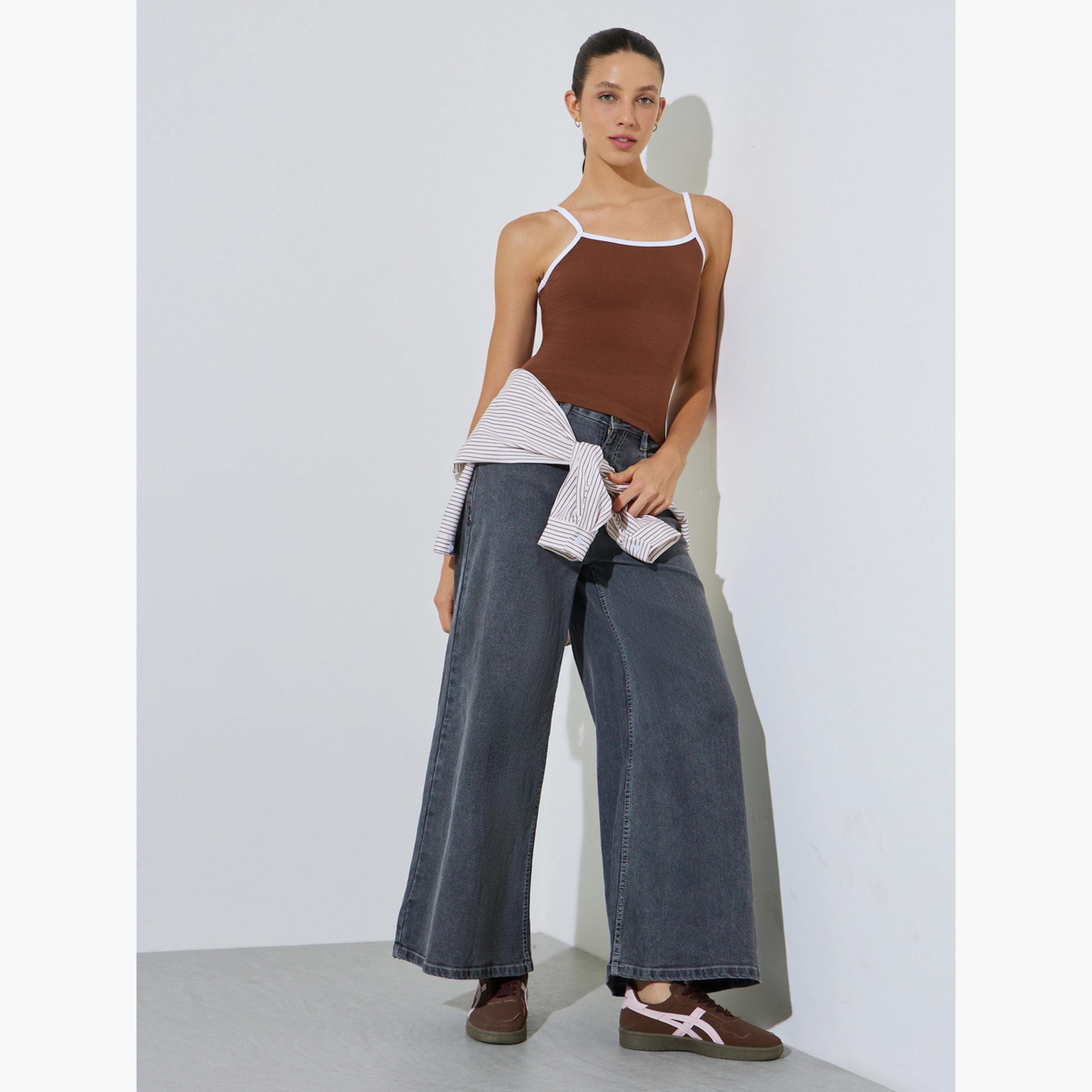 بلوزة كامي قطن ليكرا بتفاصيل حواف متباينة-women-clothing-shirtsandblouses-blouses-image-2