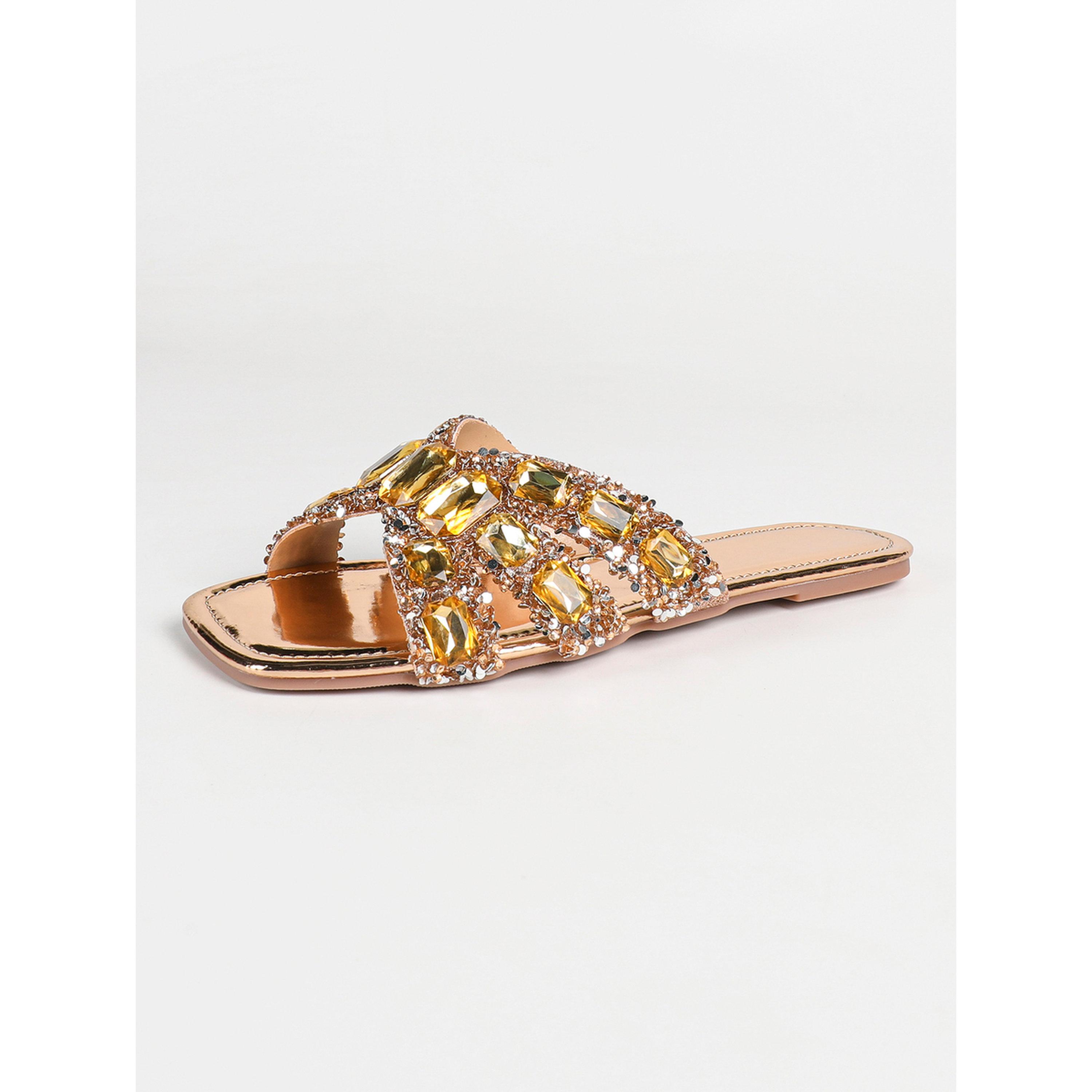 صندل فلات مزين-women-shoes-sandals-flats-image-1