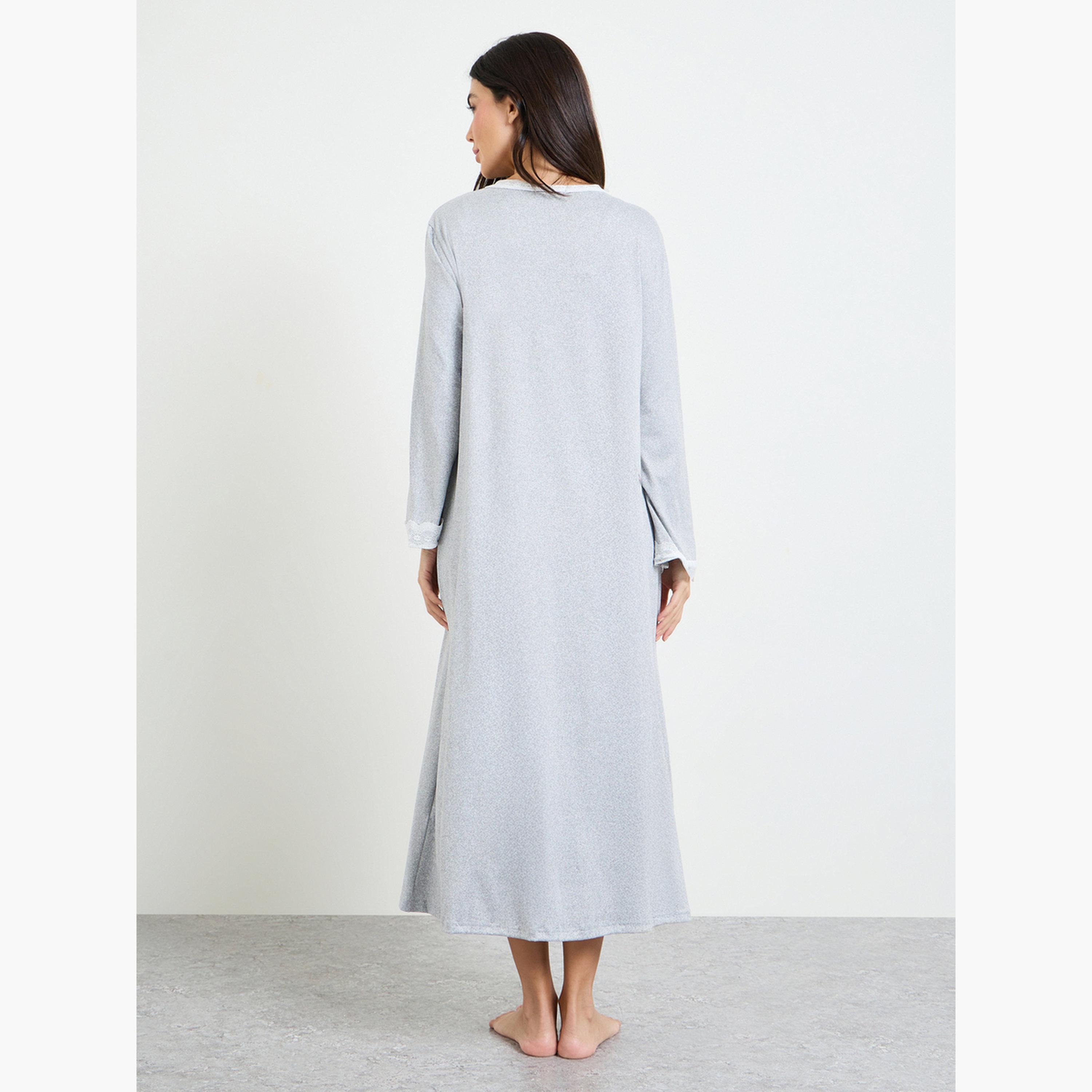 ستايلي - عبوة من قطعتين - فستان داخلي وروب بتفاصيل دانتيل متباينة-women-clothing-nightwear-robes-image-4