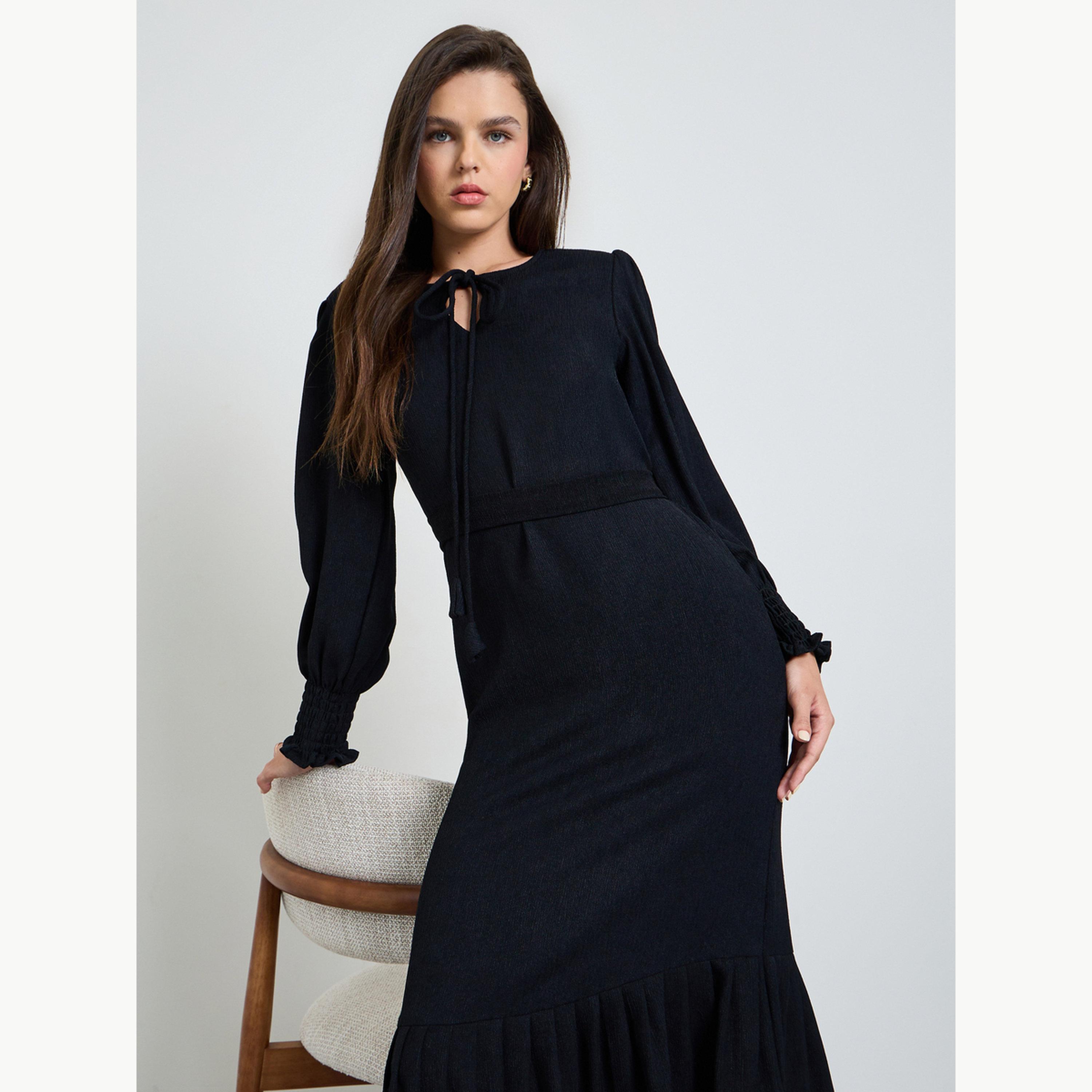 فستان طويل بتفاصيل بارزة الملمس برابطة عنق-women-clothing-dresses-image-2