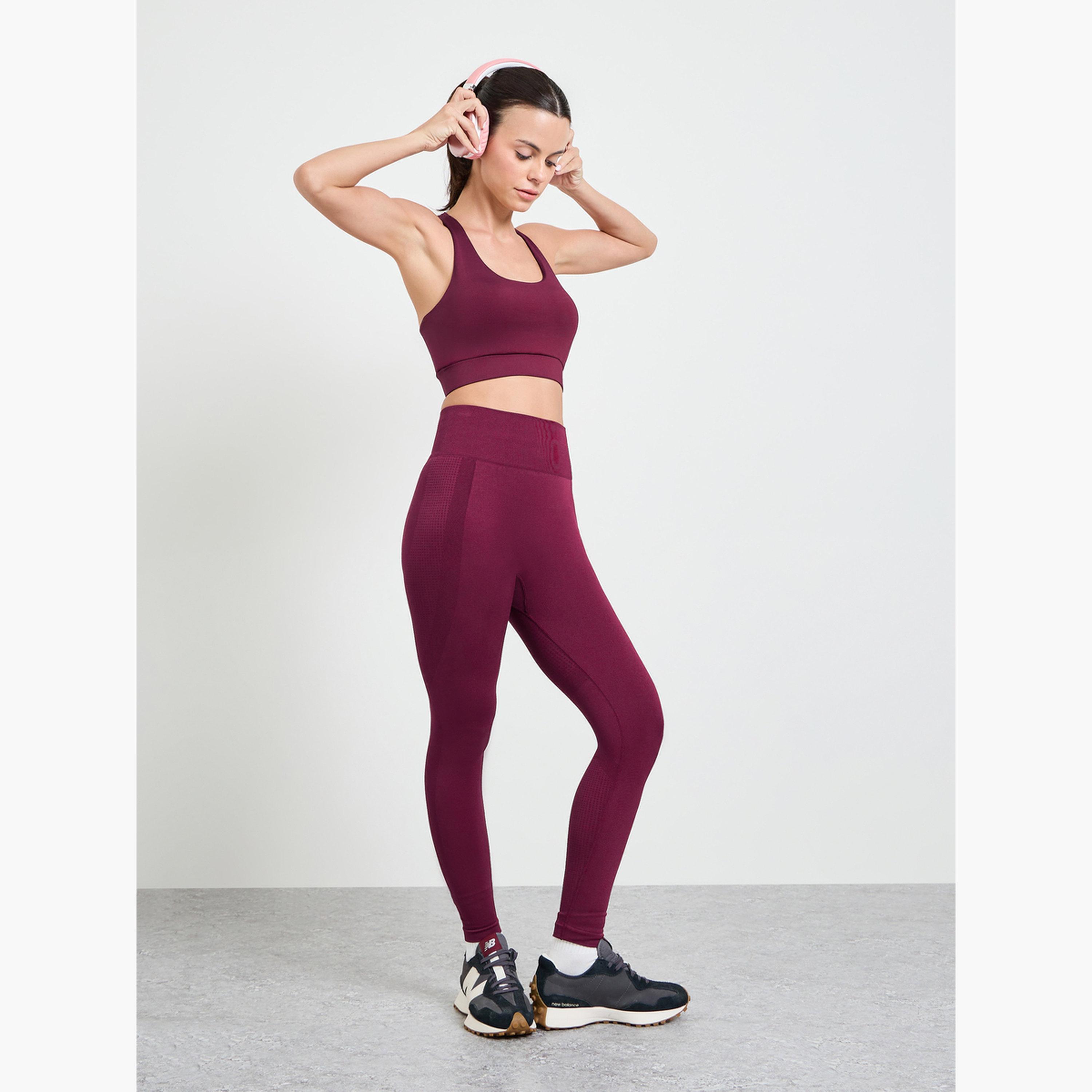 ليقنز بتفاصيل بارزة الملمس وحزام خصر عريض-women-clothing-sportswearandactivewear-bottoms-leggings-image-2