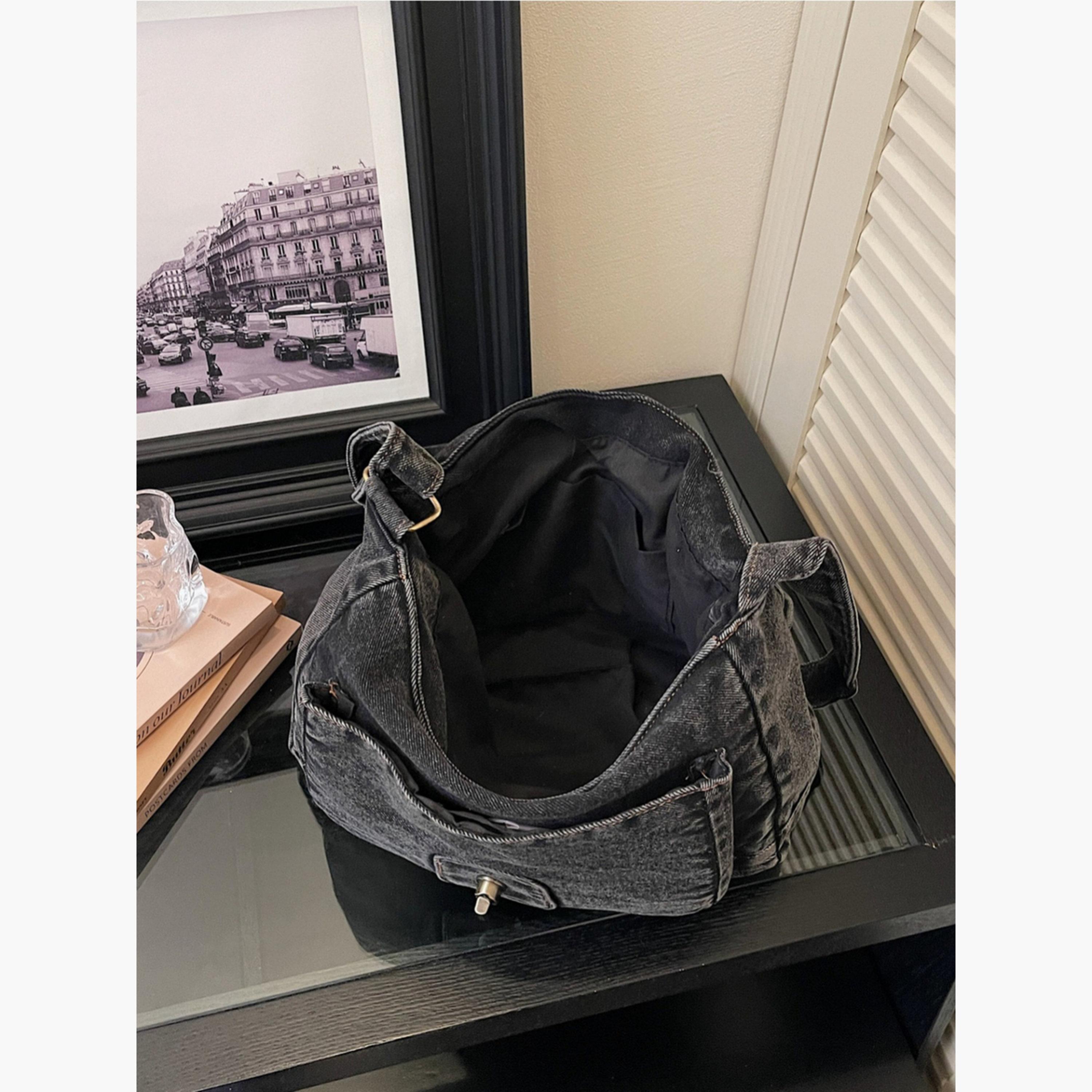 شنطة كتف دنيم بقفل دوار-women-bagsandwallets-handbags-image-3