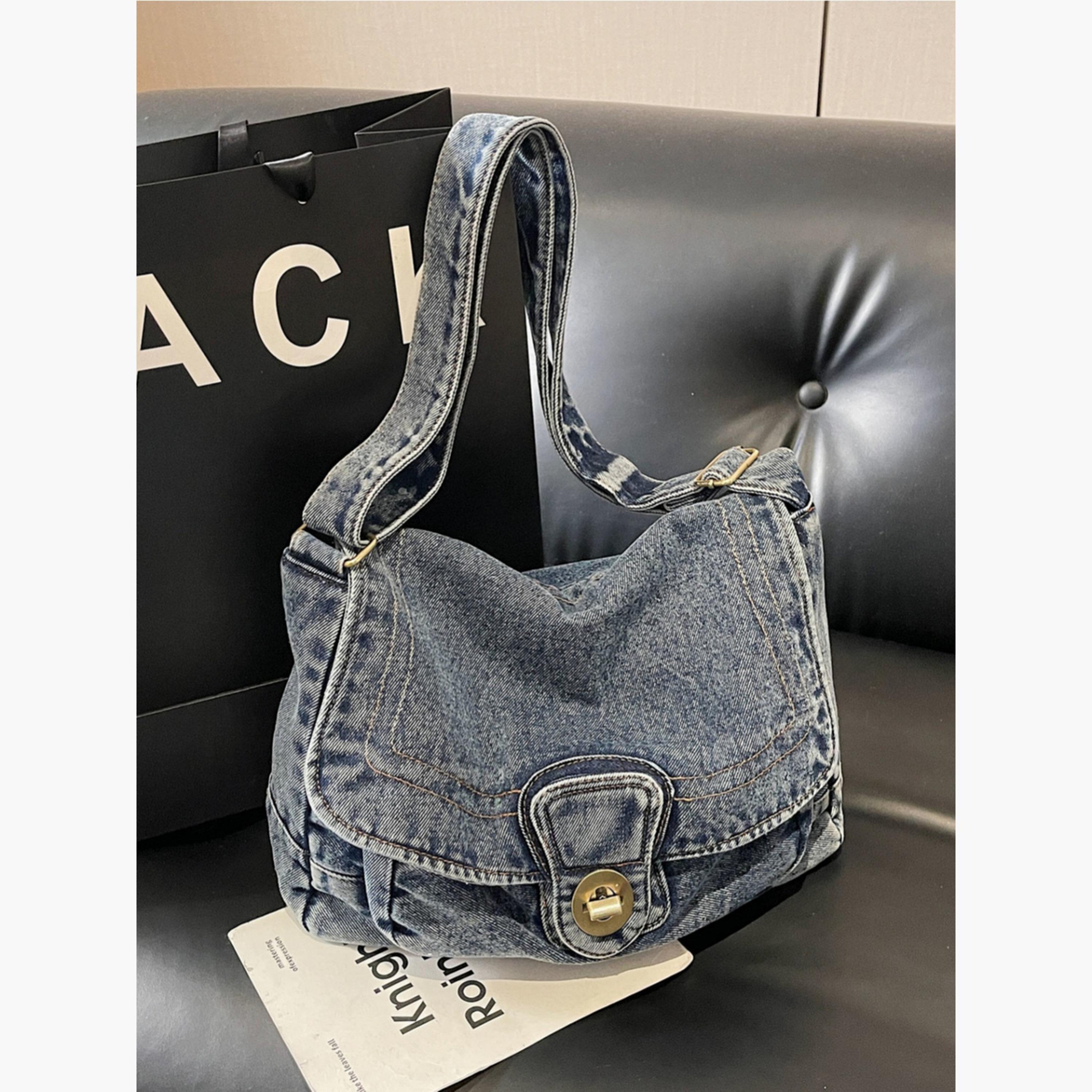 شنطة كتف دنيم بقفل دوار-women-bagsandwallets-handbags-image-3