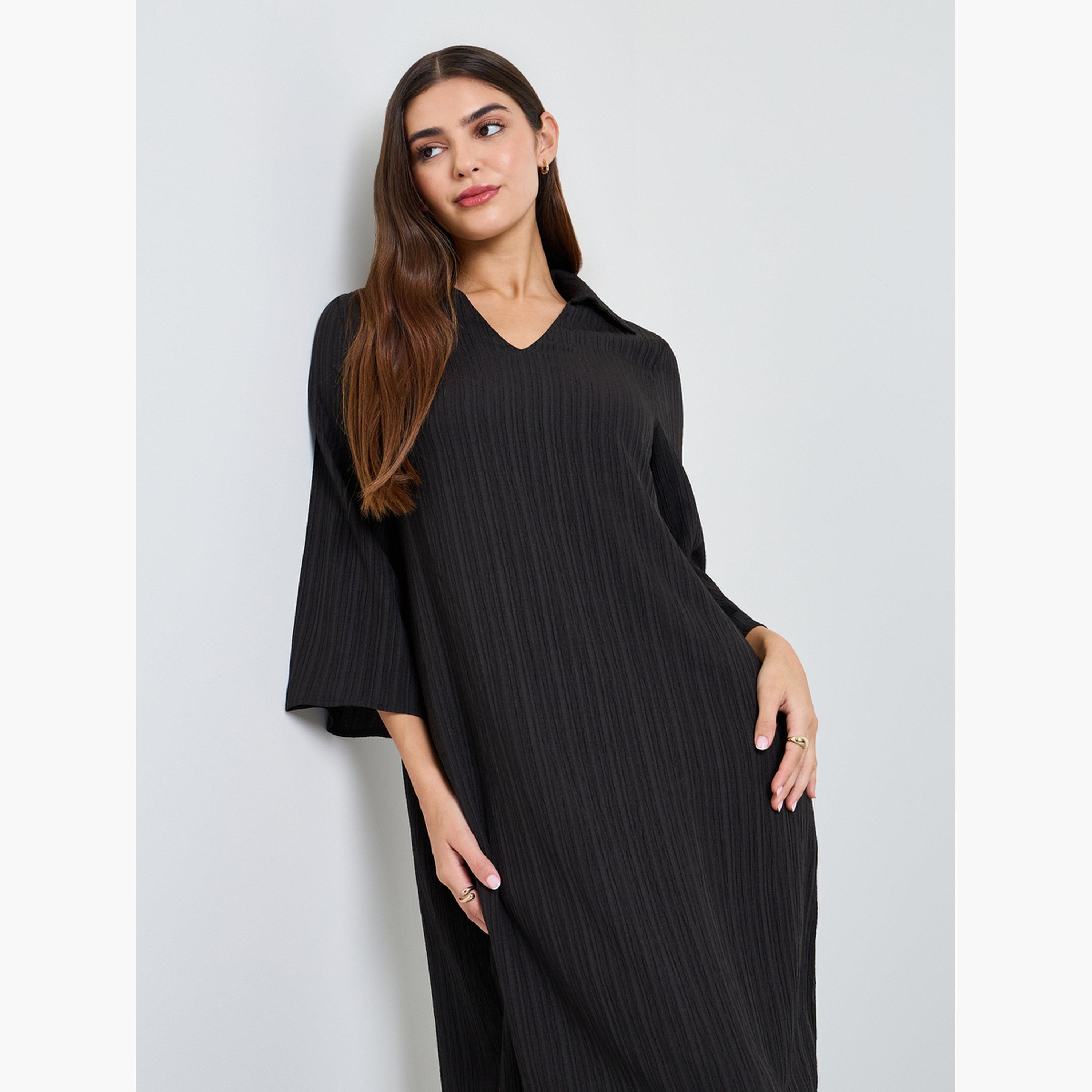 فستان طويل بياقة مفتوحة وتفاصيل بارزة الملمس-women-clothing-dresses-image-2