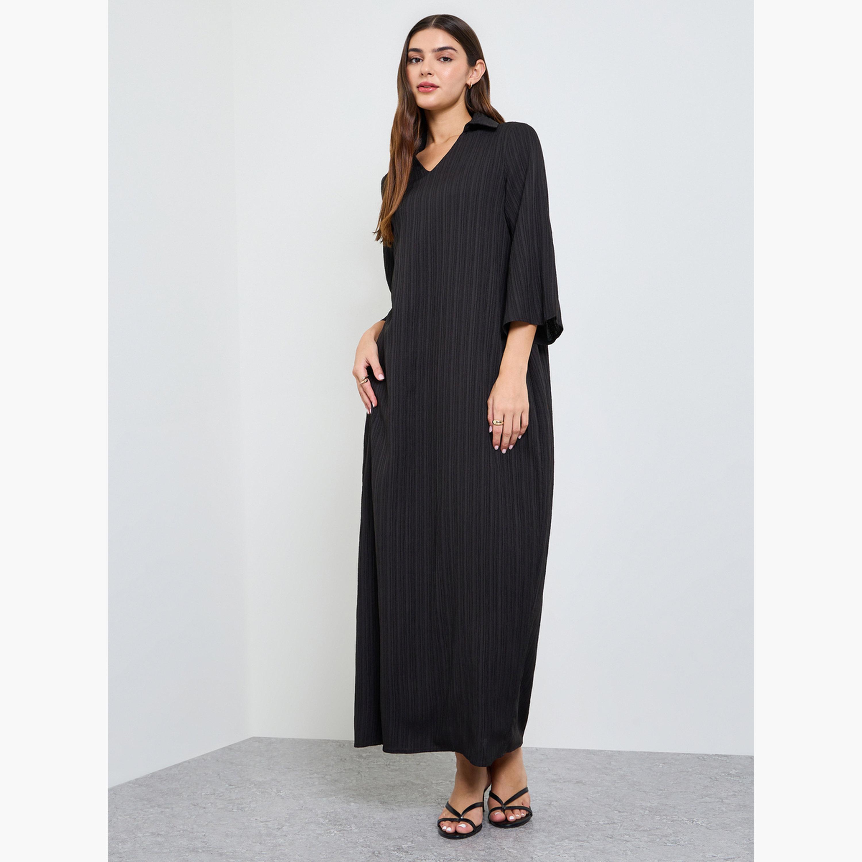 فستان طويل بياقة مفتوحة وتفاصيل بارزة الملمس-women-clothing-dresses-image-3