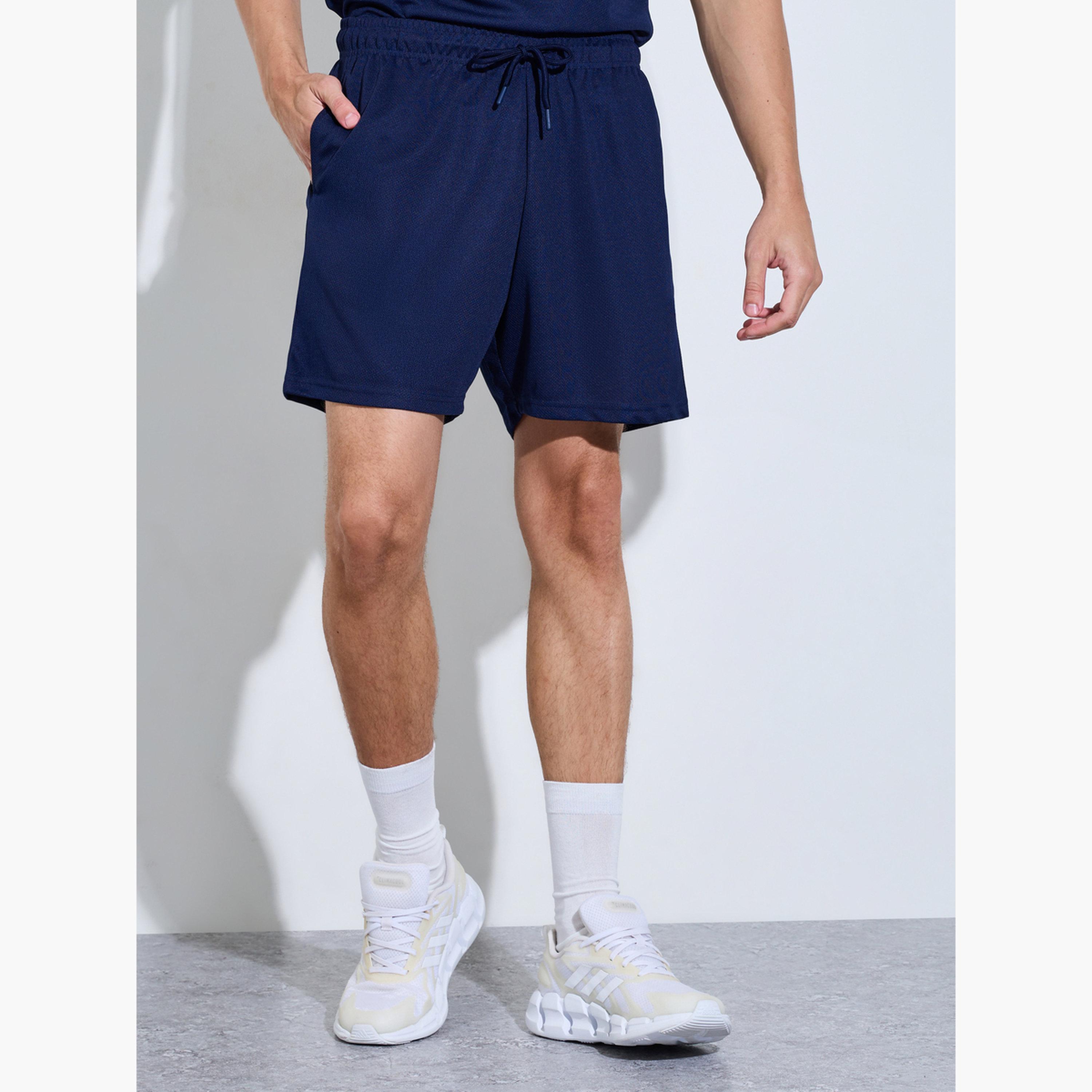 مجموعة من شورت وبلوزة تانك بقصة عادية-men-clothing-coordsets-image-5