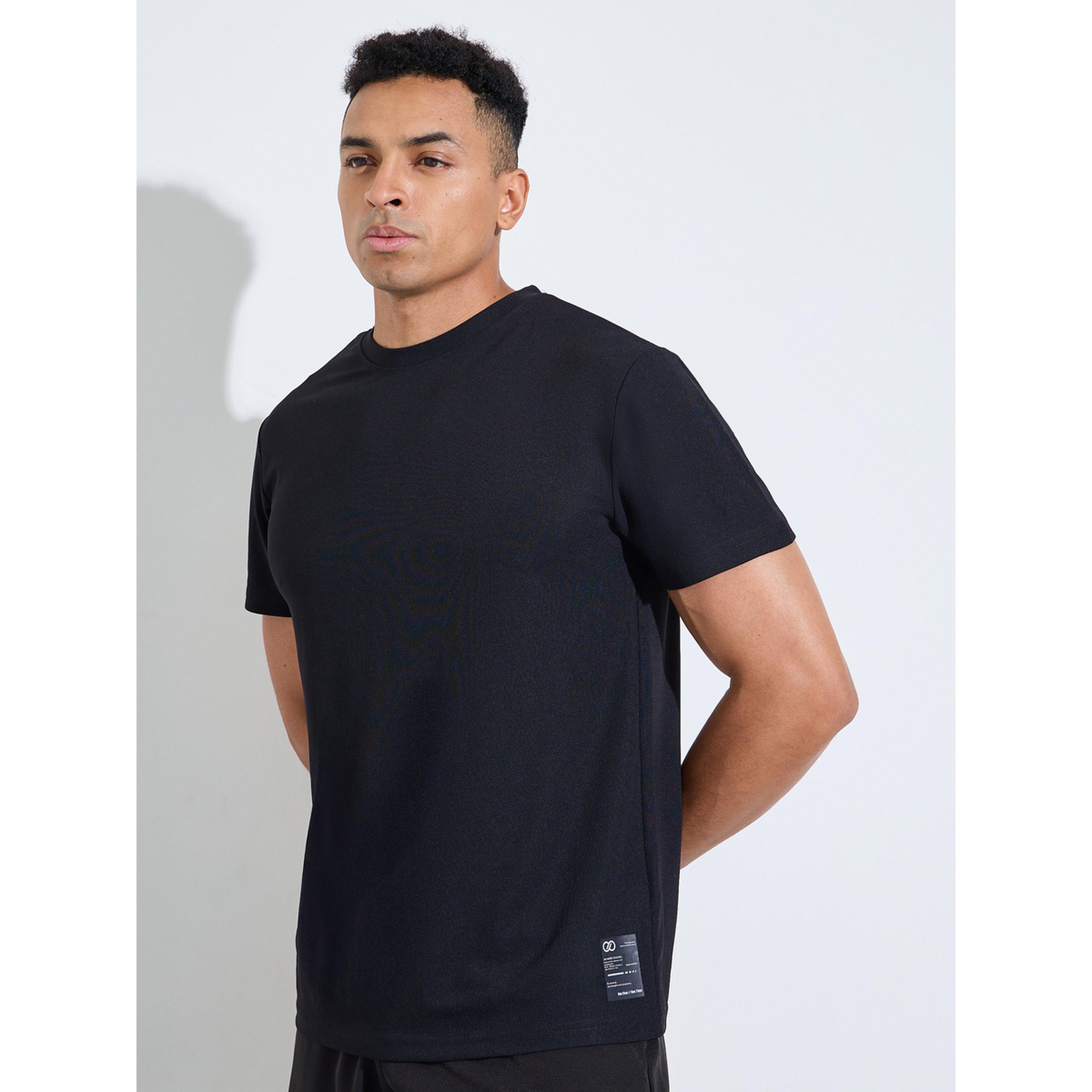 Styli Black Solid Patchwork Detail Regular Fit Active T-Shirt-men-clothing-sportswearandactivewear-tshirtsandpolos-image-1