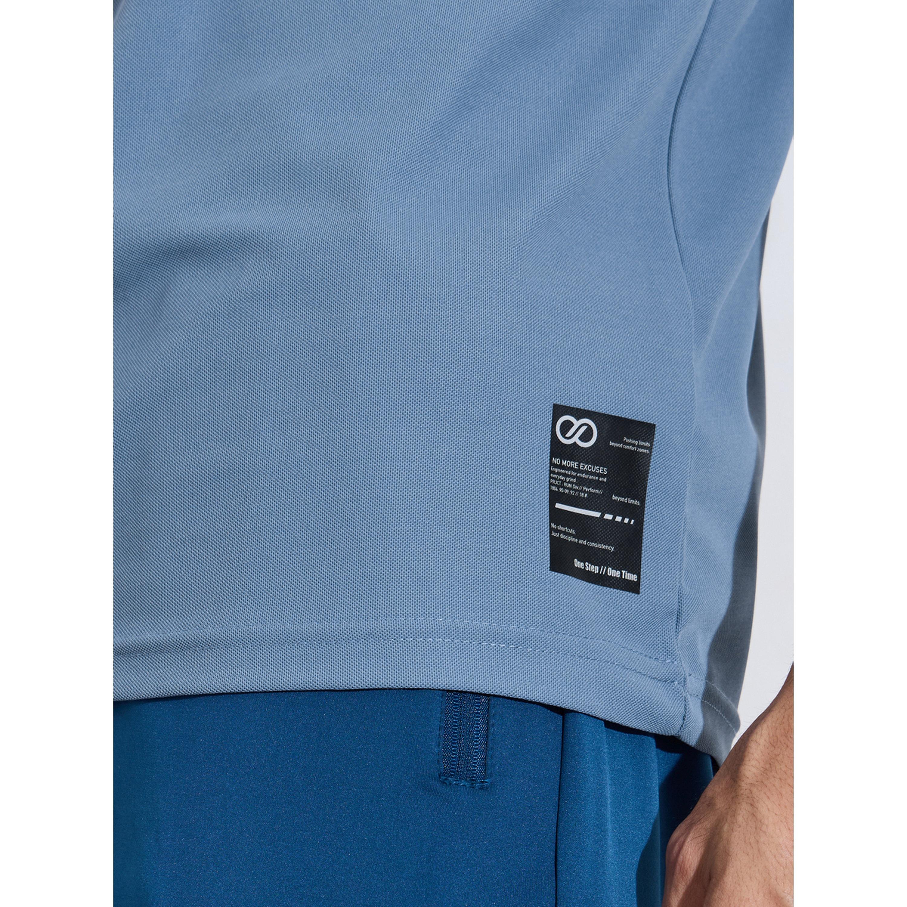 تيشيرت رياضي بقصة عادية بتفاصيل رقع - أزرق-men-clothing-sportswearandactivewear-tshirtsandpolos-image-4