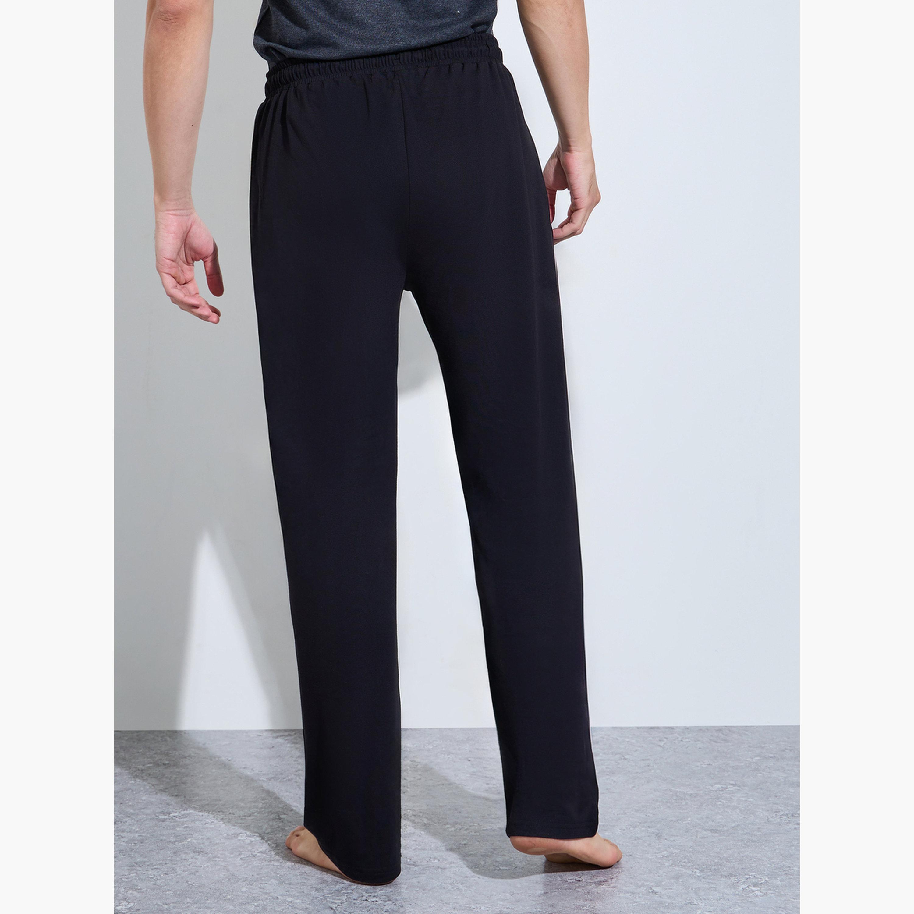Styli Men Black Solid Relaxed Fit Knitted Pants-men-clothing-nightwear-pyjamaandshorts-image-4