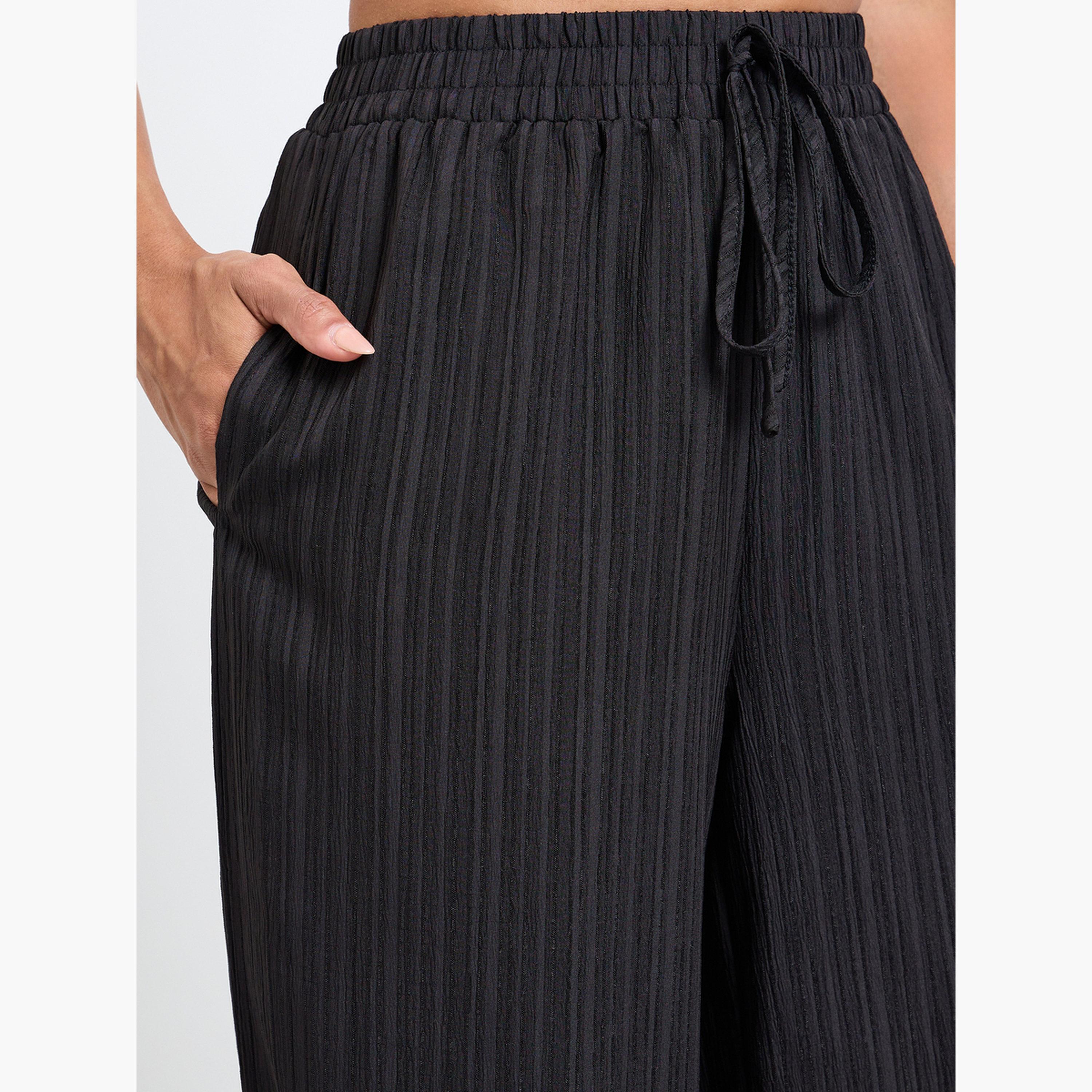 تيك تو - بنطال أسود واسع الساقين بنقشة مميزة-women-clothing-bottoms-joggers-image-3