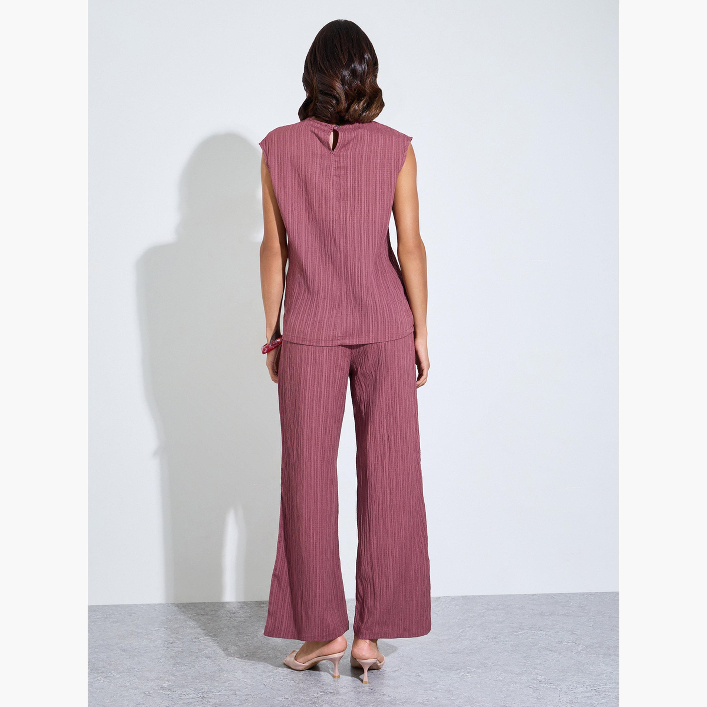اميرة × ستايلي - طقم محتشم من بلوزة وبنطال بدون أكمام بلون برغندي منقوش-women-arabicclothing-sets-image-4