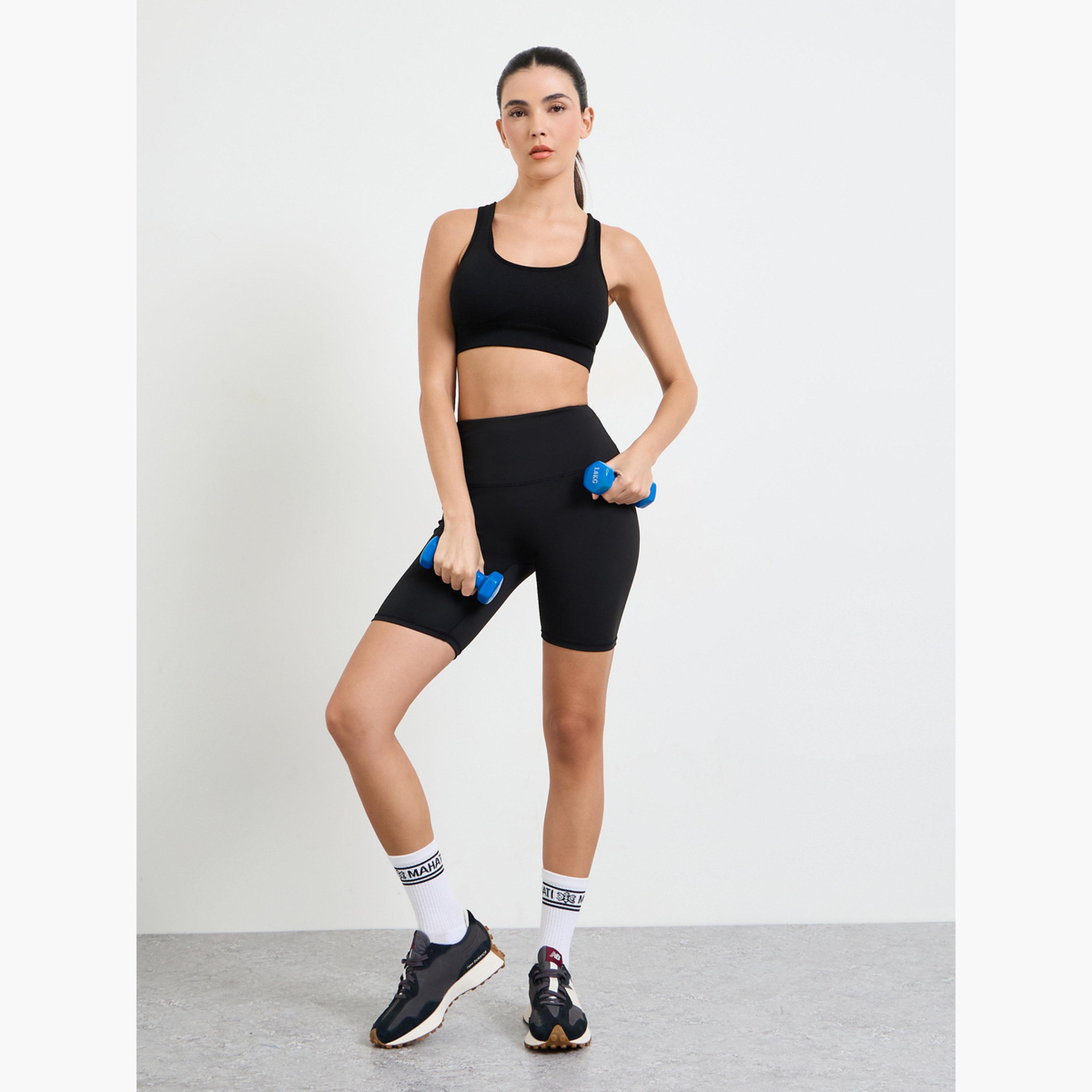 Styli Black Seamless Tear Drop Back Peep Sports Bra-women-clothing-sportswearandactivewear-sportsbras-image-2