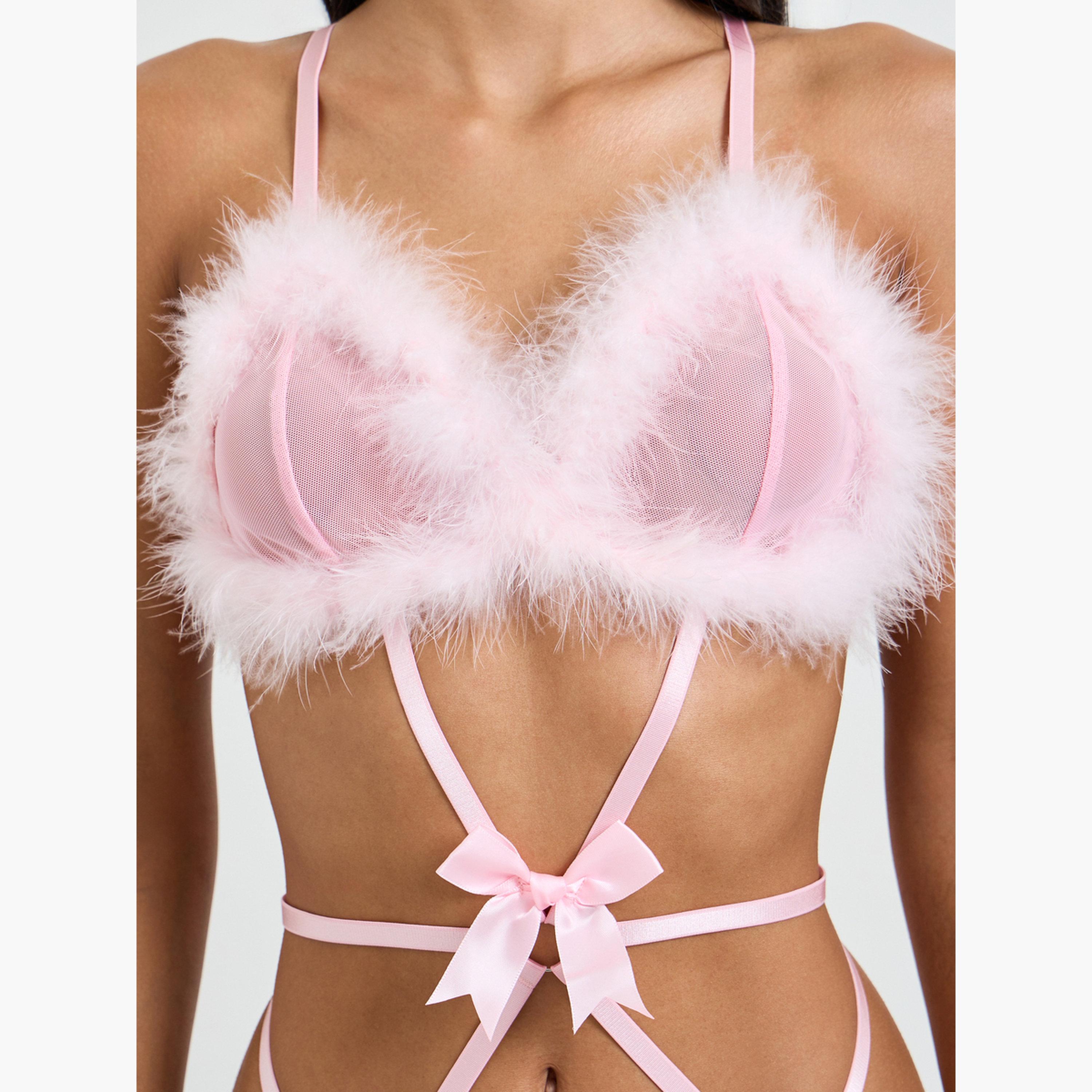 بودي سوت مع جوارب شبكية بتفاصيل عقدة وتزينات ريش صناعي باللون الوردي-women-clothing-lingerie-babydollsandbodysuits-image-6