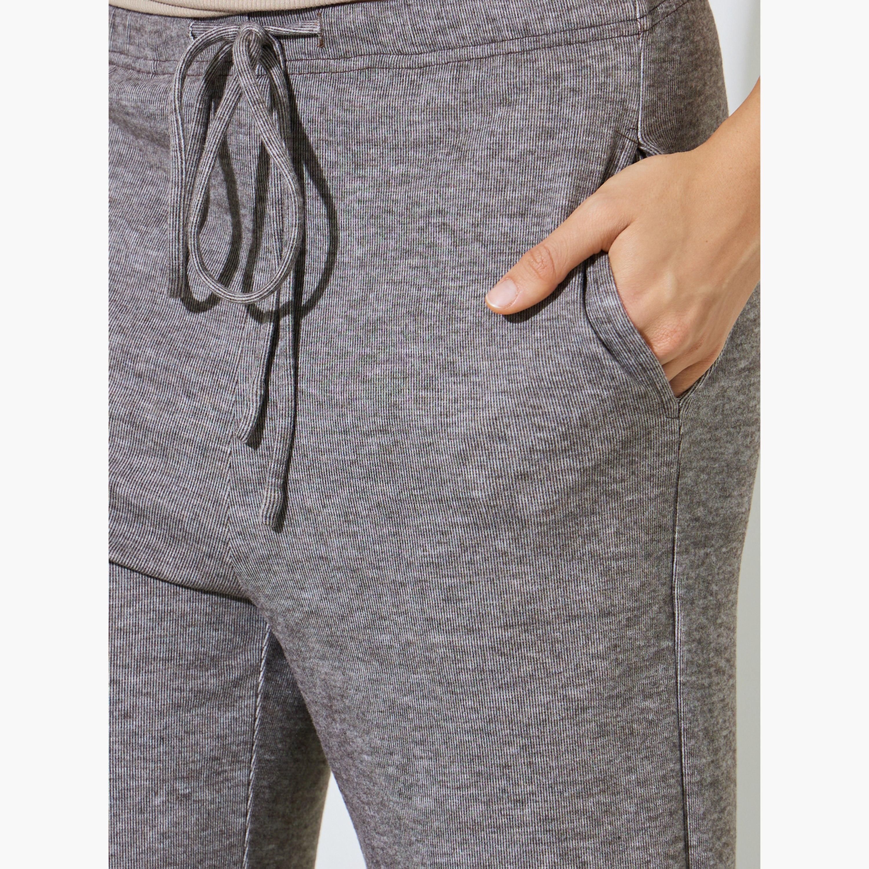 ستايلي - بنطال بني واسع الساقين مع جيب جانبي-women-clothing-bottoms-joggers-image-3