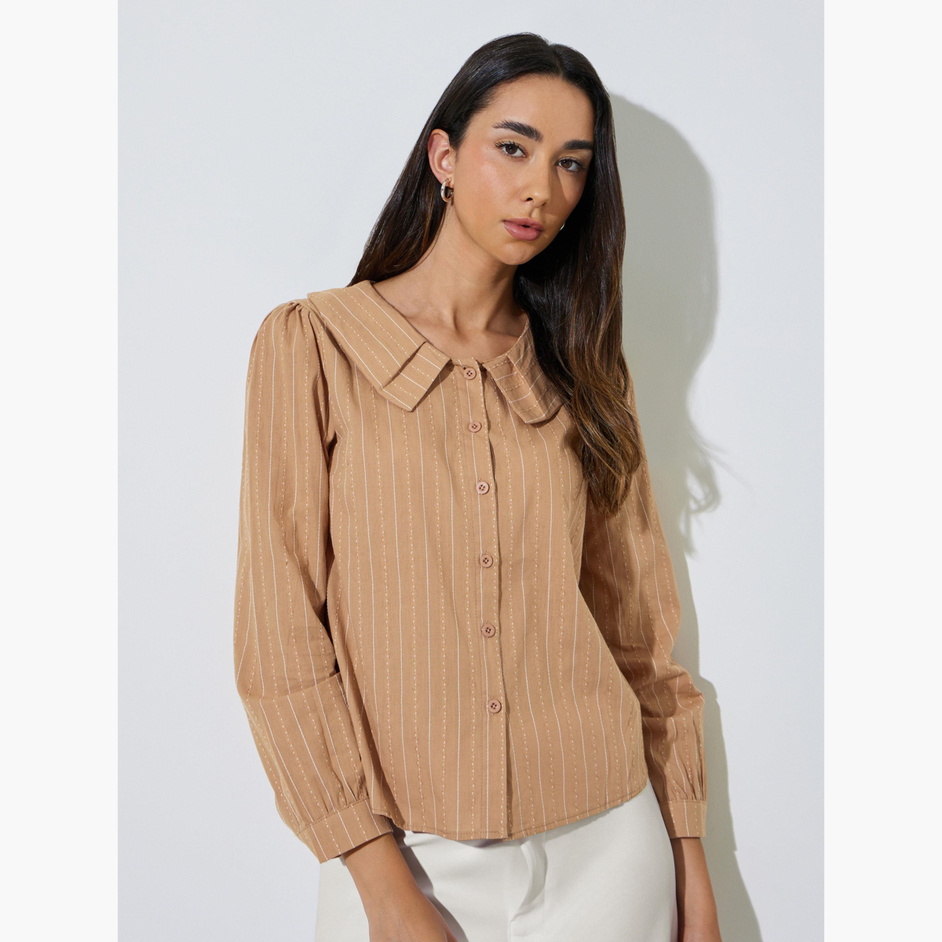 بلوزة بياقة بيتر بان وتفاصيل بارزة الملمس-women-clothing-shirtsandblouses-shirts-image-1