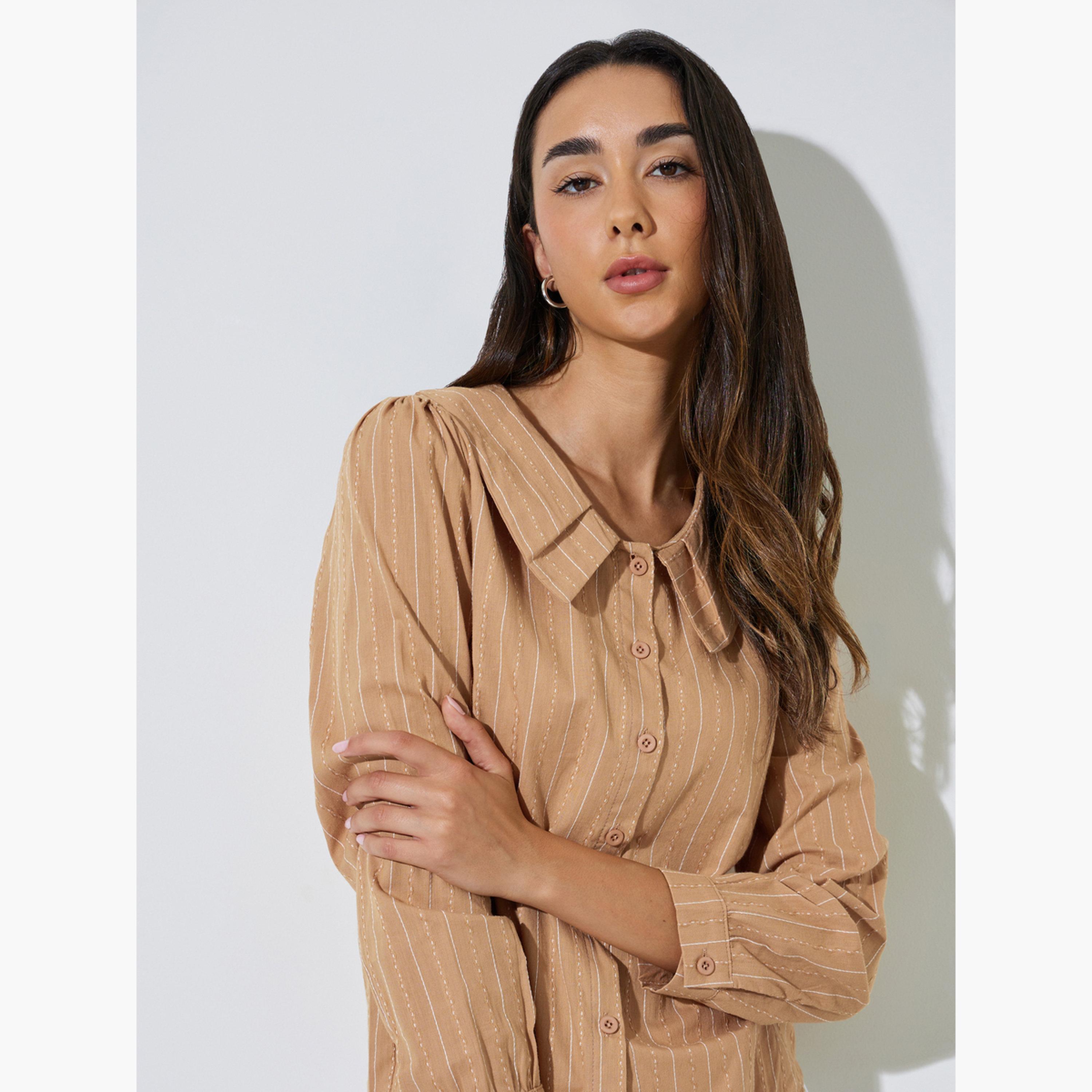 بلوزة بياقة بيتر بان وتفاصيل بارزة الملمس-women-clothing-shirtsandblouses-shirts-image-3
