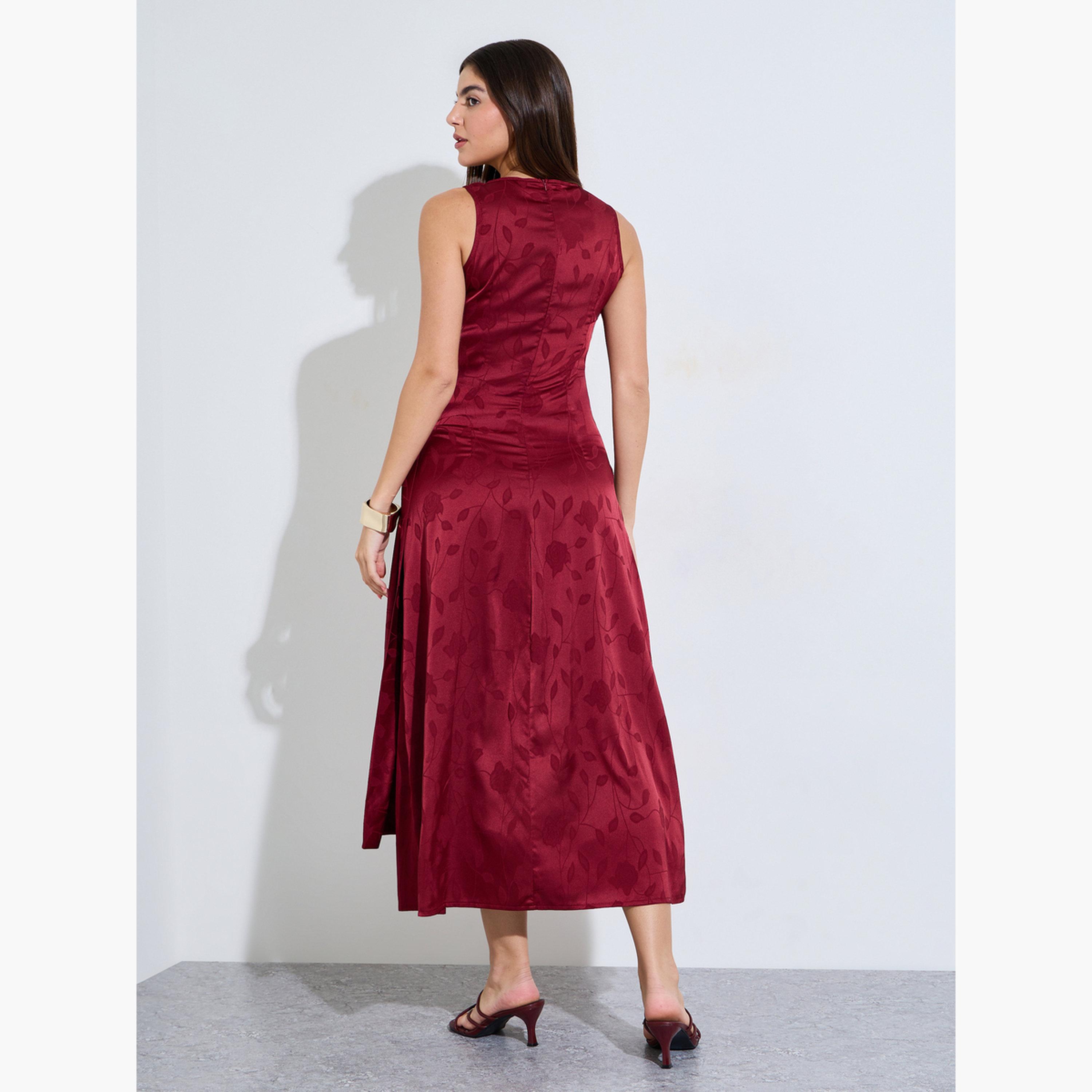 ستايلي - فستان ميدي بلون بورغندي مزين بشراشيب جاكار-women-clothing-dresses-image-4