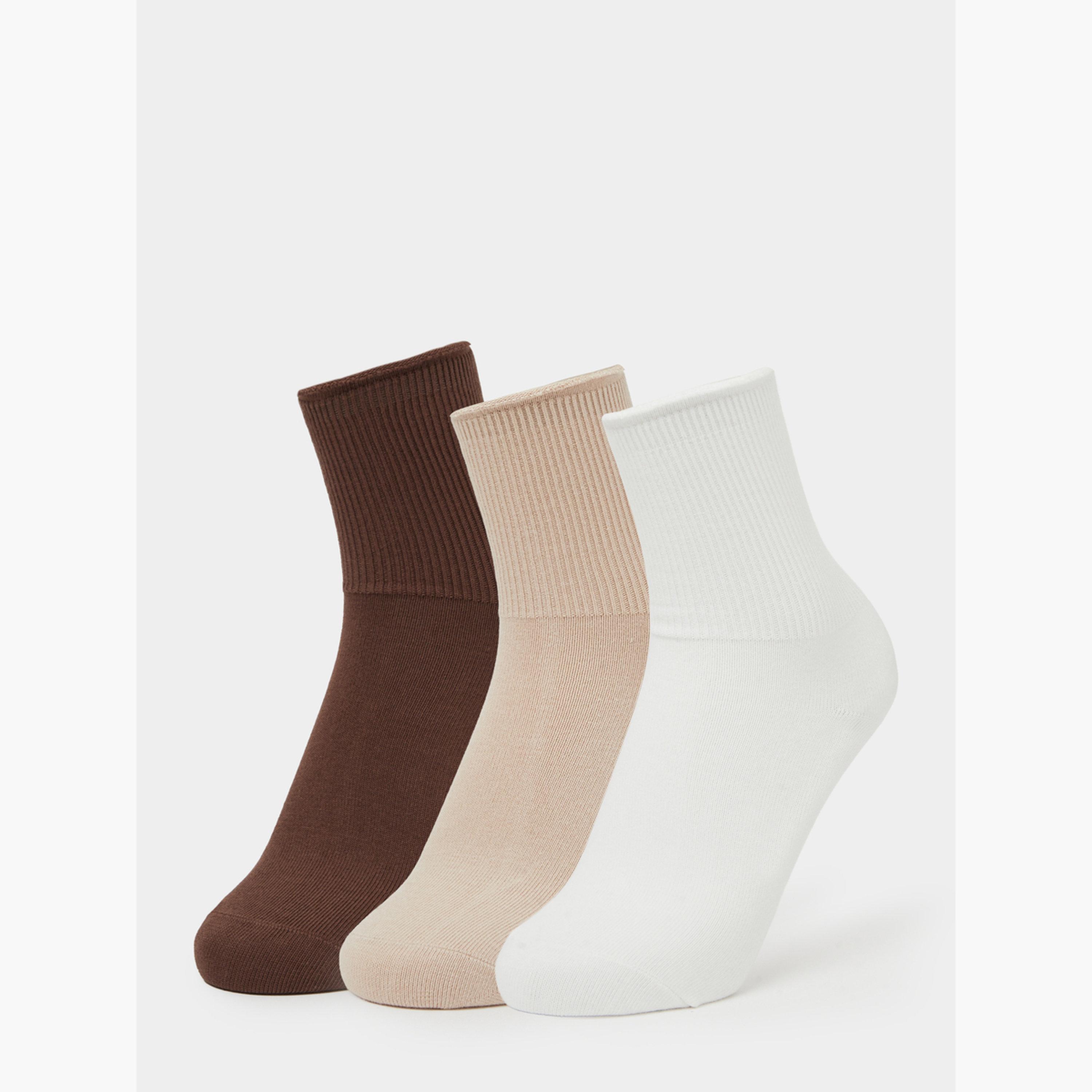 ستايلي - 3 جوارب مضلعة-women-socksandstockings-image-1