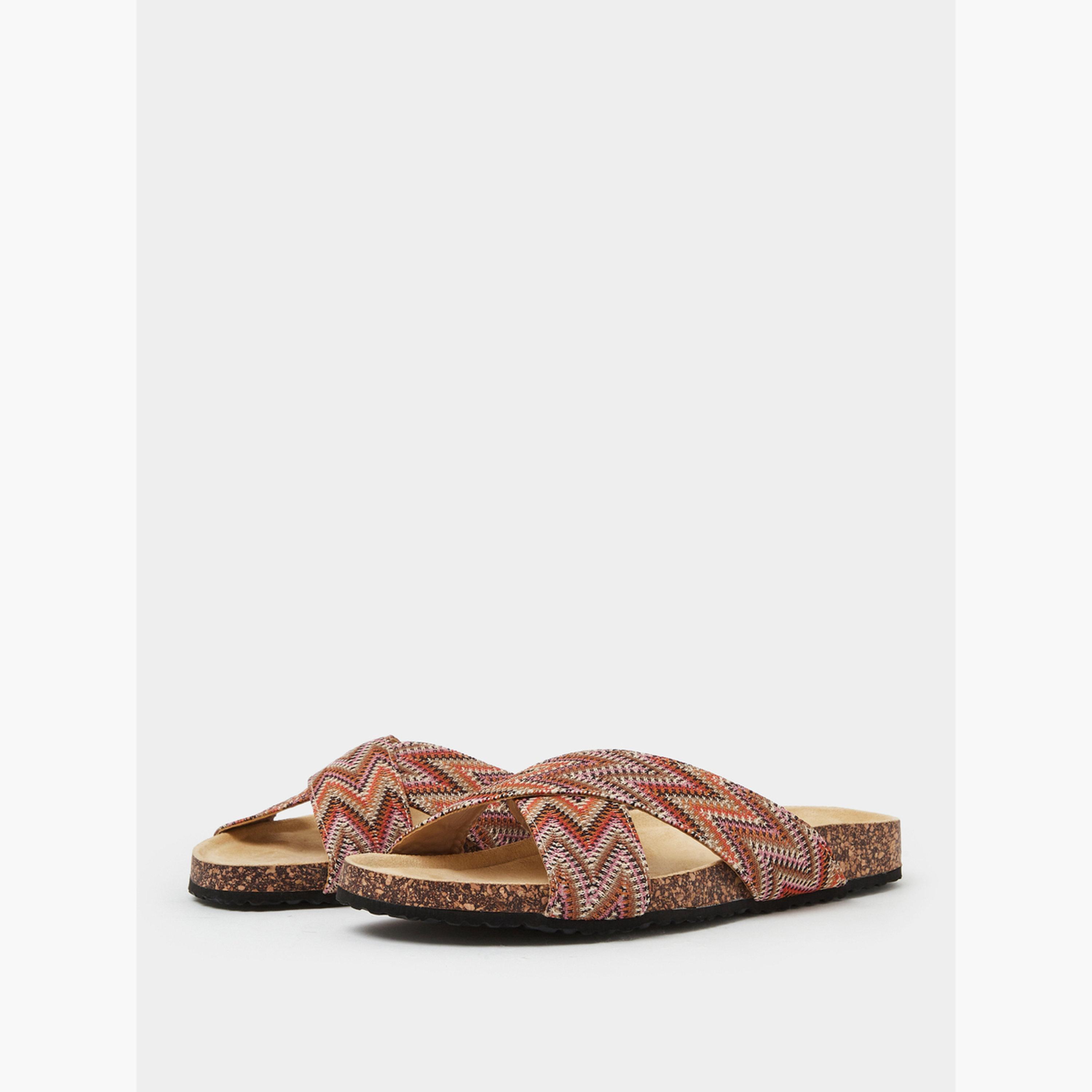 صندل فلات بأشرطة متقاطعة هندسية-women-shoes-sandals-flats-image-1