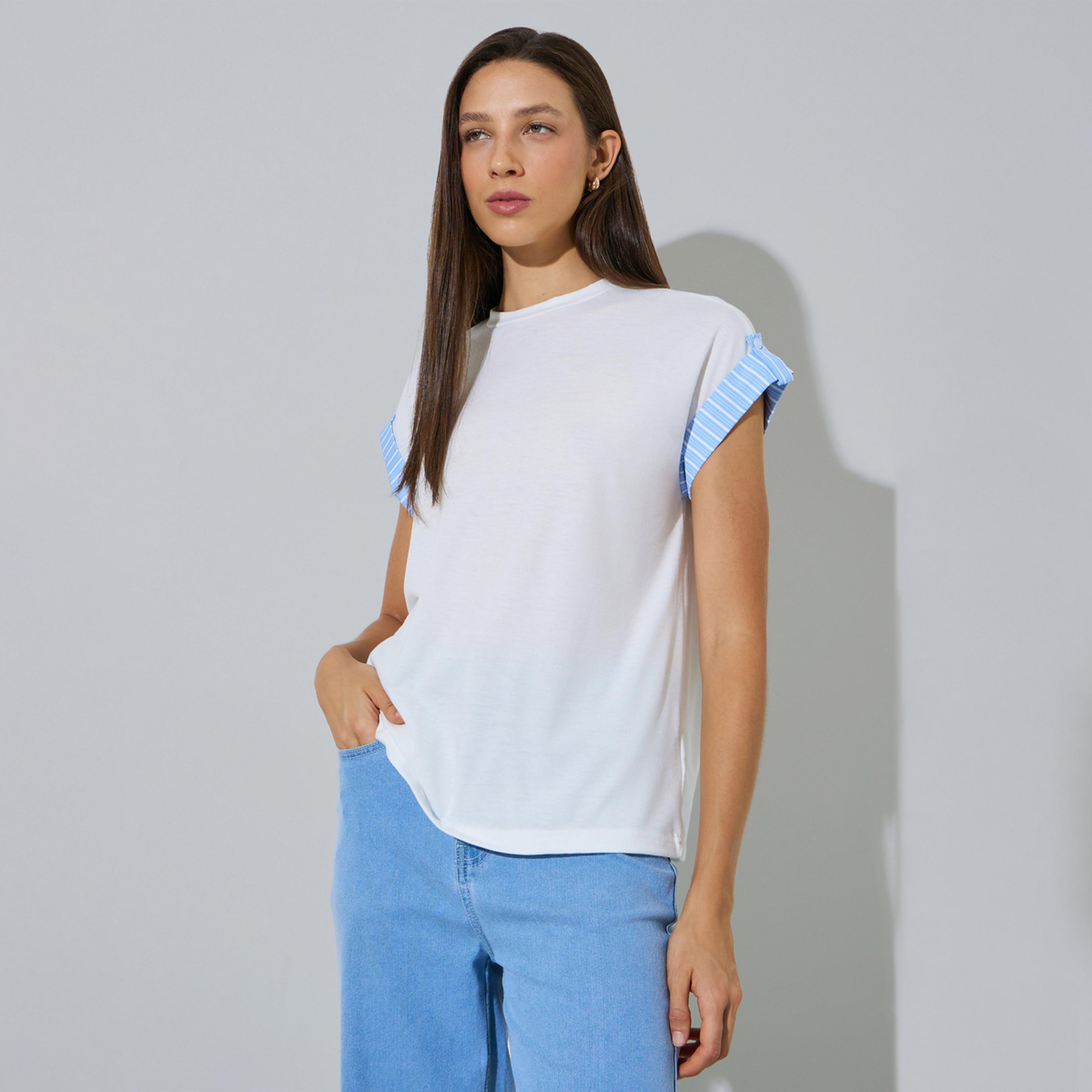 تيشيرت بأكمام ممتدة وأطراف أكمام متباينة-women-clothing-tshirts-image-1