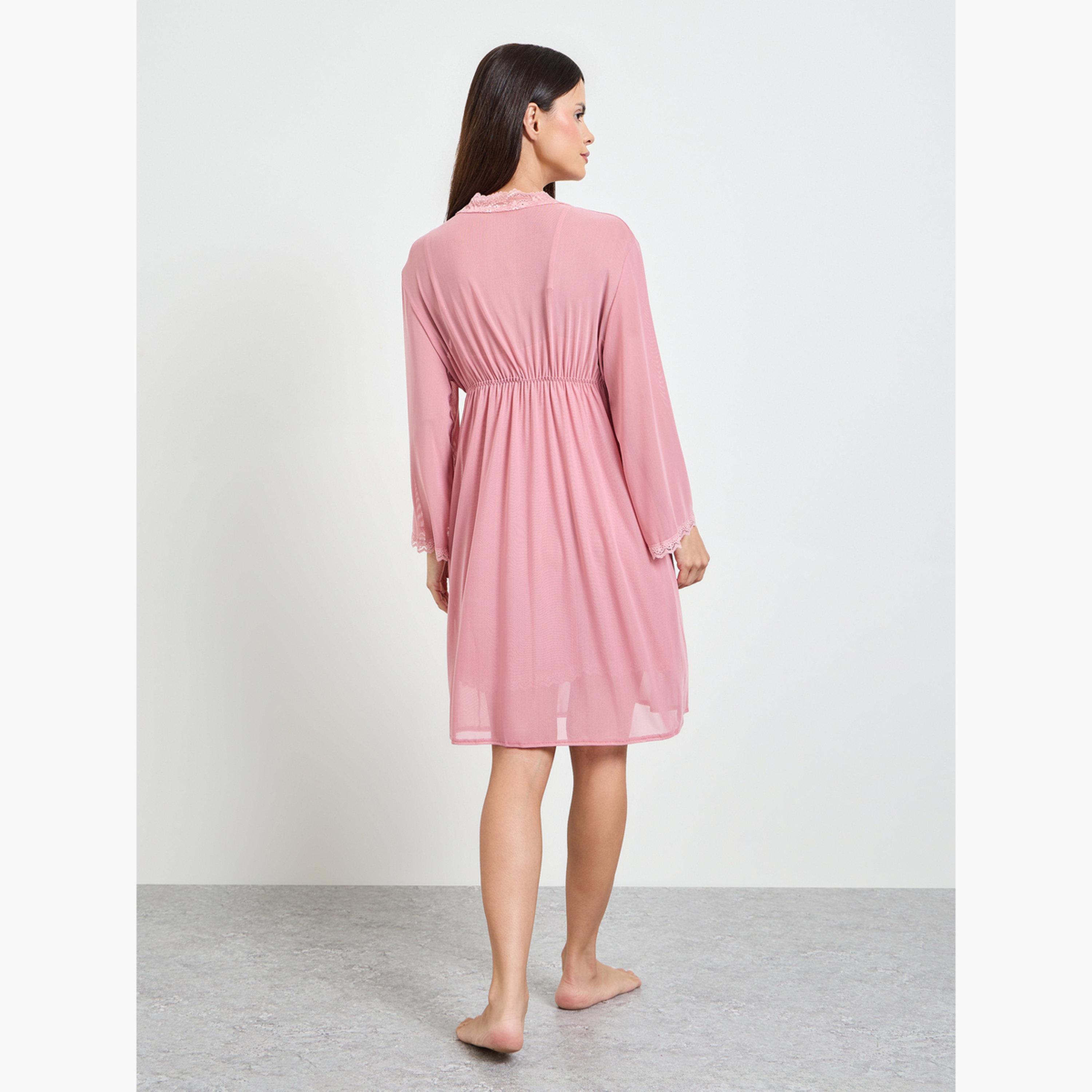طقم من روب وقميص نوم بتفاصيل دانتيل-women-clothing-nightwear-robes-image-5
