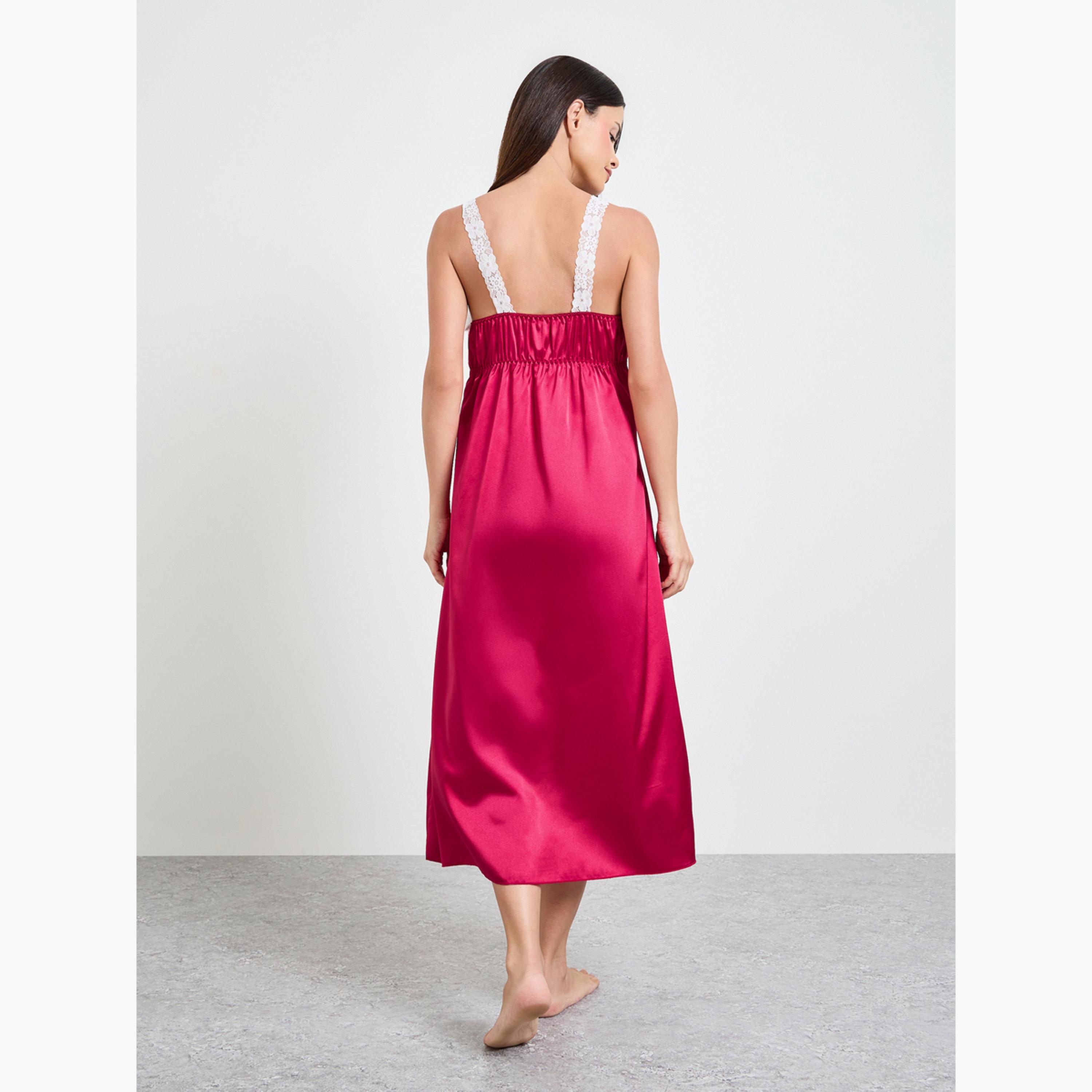 طقم من روب وقميص نوم ساتان بتفاصيل فرو صناعي-women-clothing-nightwear-robes-image-5
