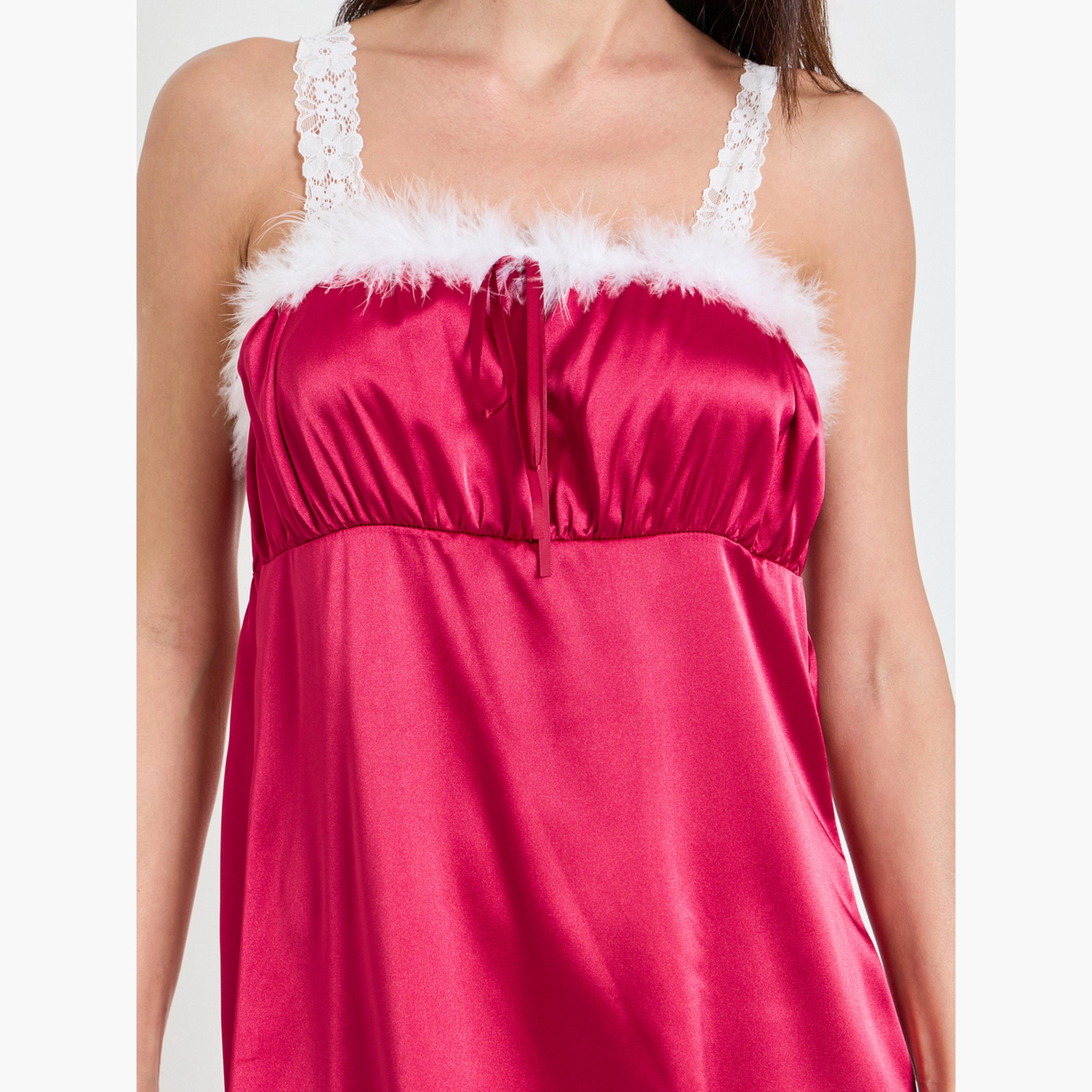 طقم من روب وقميص نوم ساتان بتفاصيل فرو صناعي-women-clothing-nightwear-robes-image-6