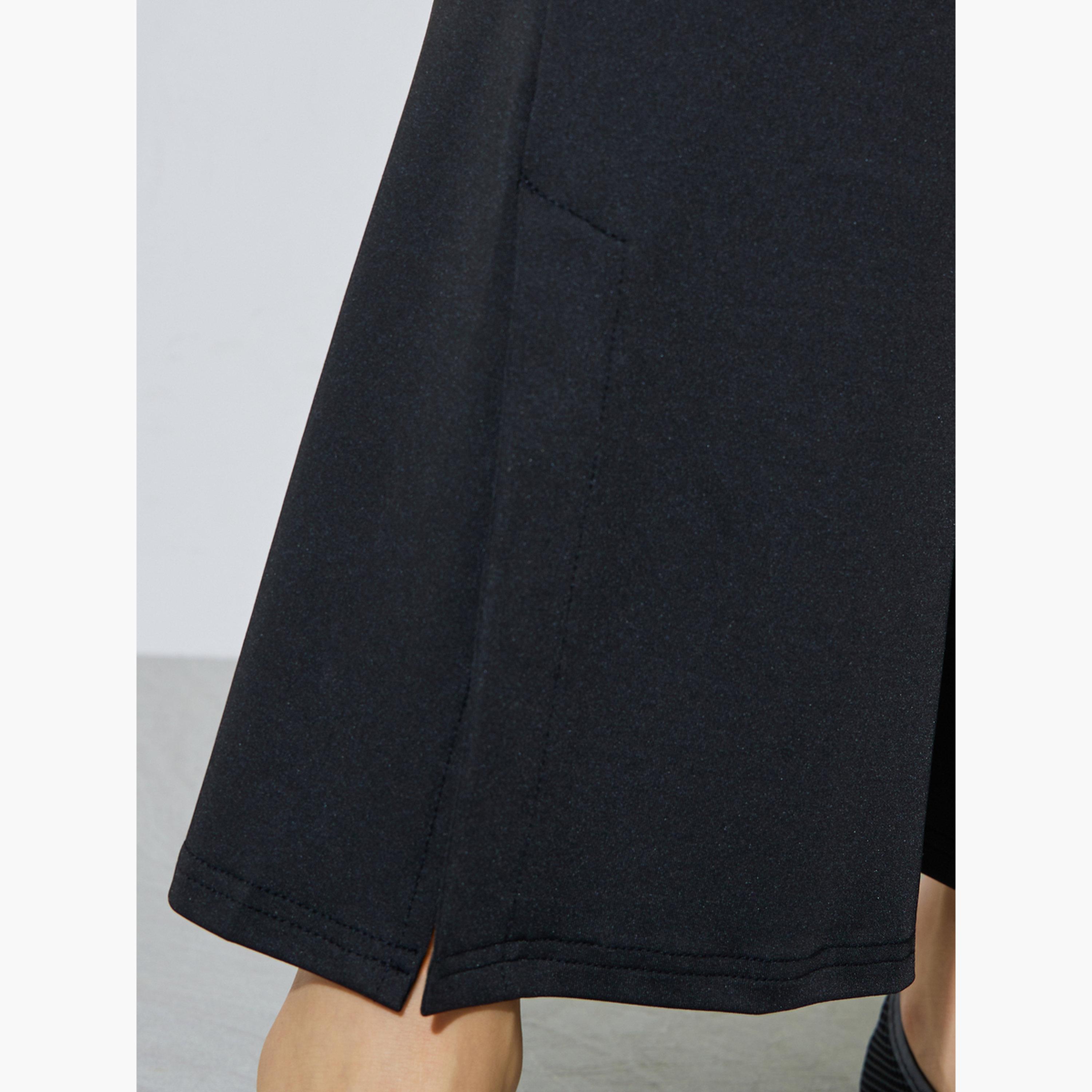 Styli Black Solid Flared Pants with Button Detail-women-clothing-bottoms-joggers-image-4