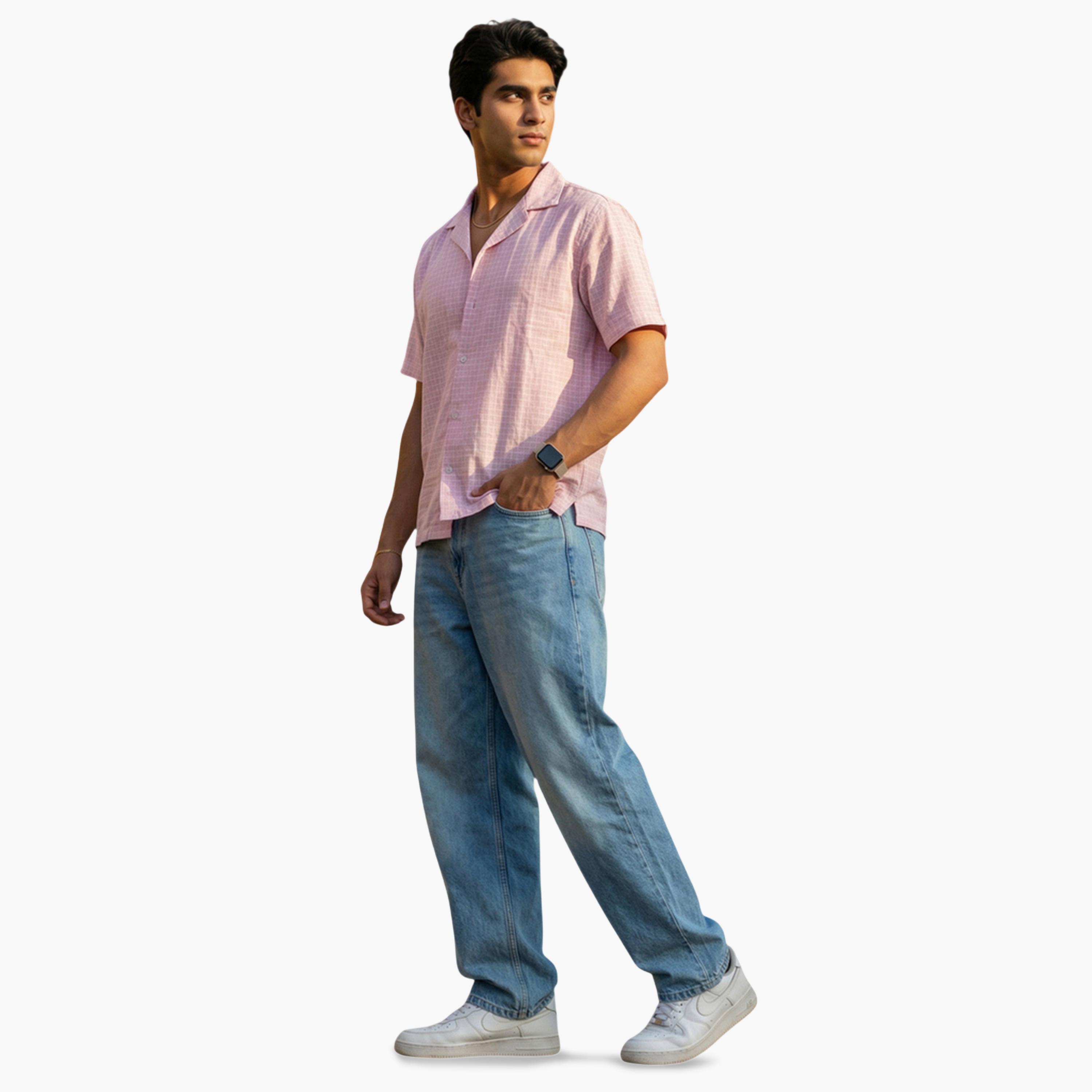 قميص كاجوال بنمط مربعات وقصة مريحة للرجال-men-clothing-shirts-image-2
