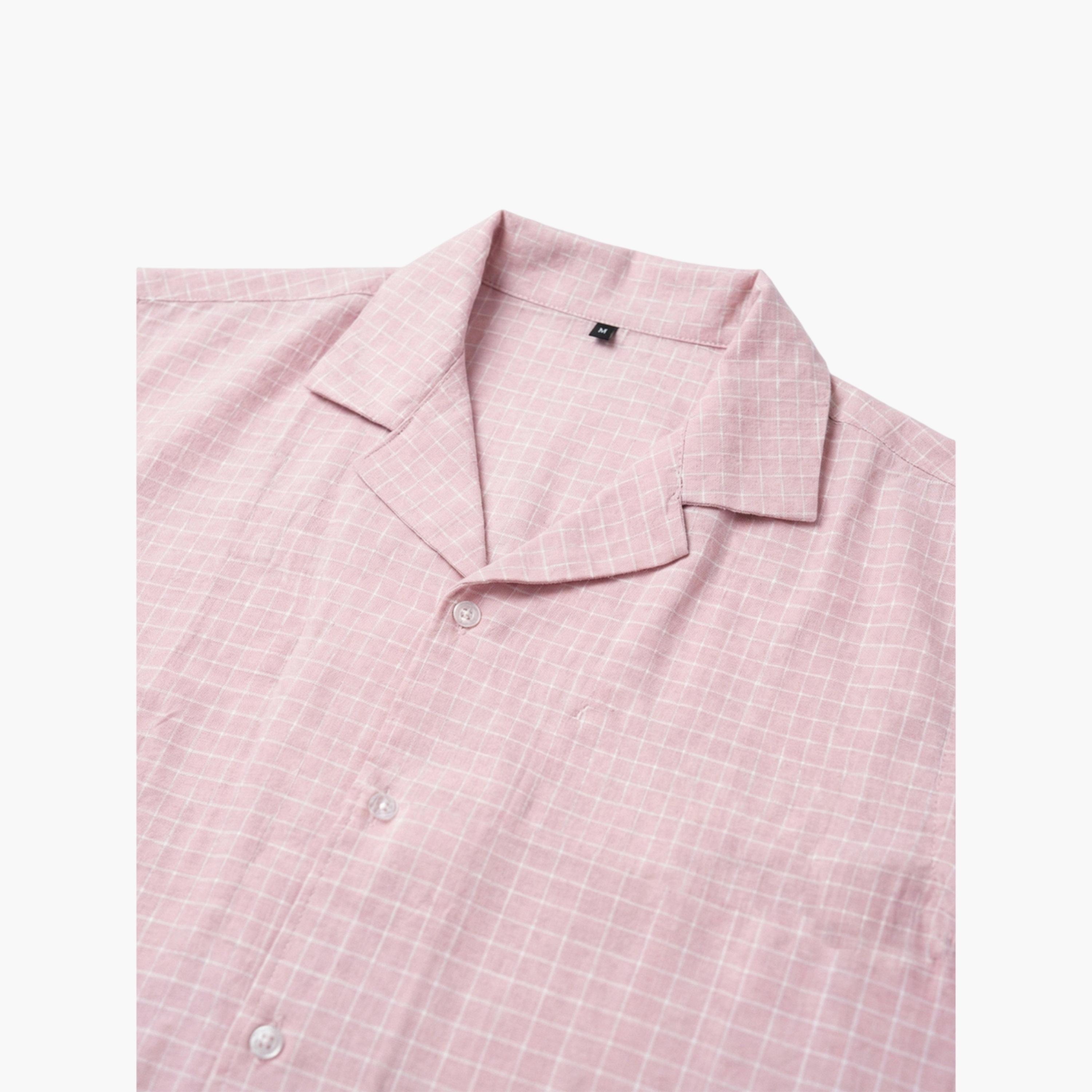 قميص كاجوال بنمط مربعات وقصة مريحة للرجال-men-clothing-shirts-image-5