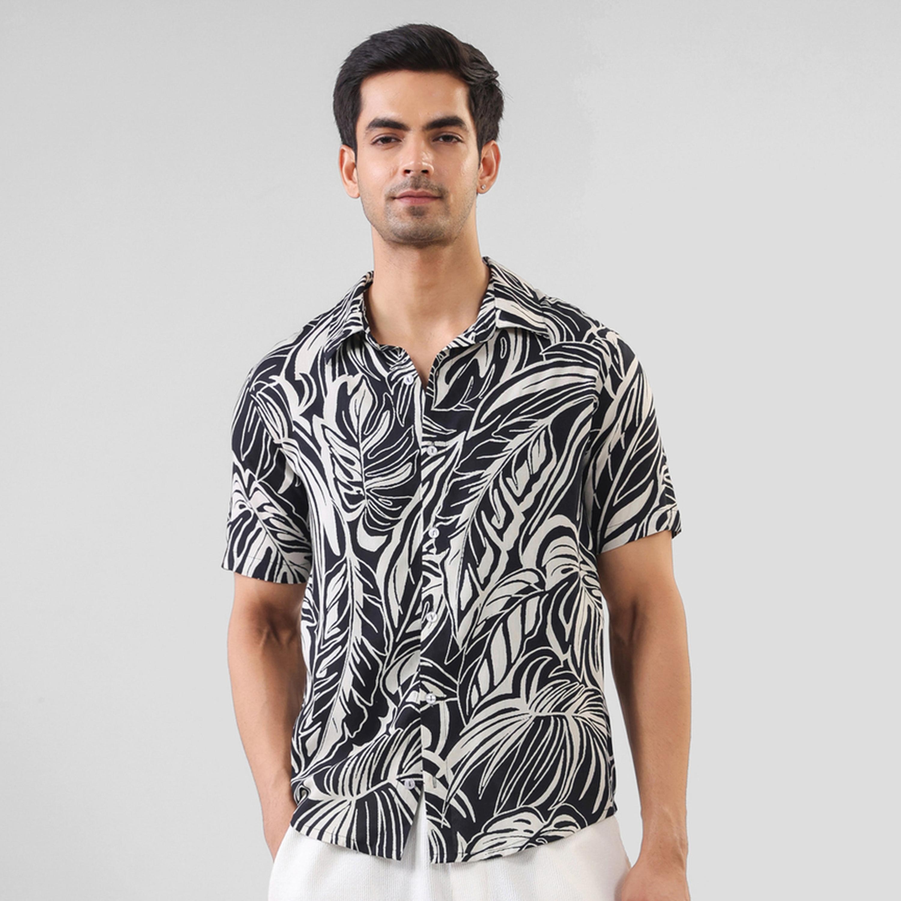 قميص بقصة عادية للرجال-men-clothing-shirts-image-1