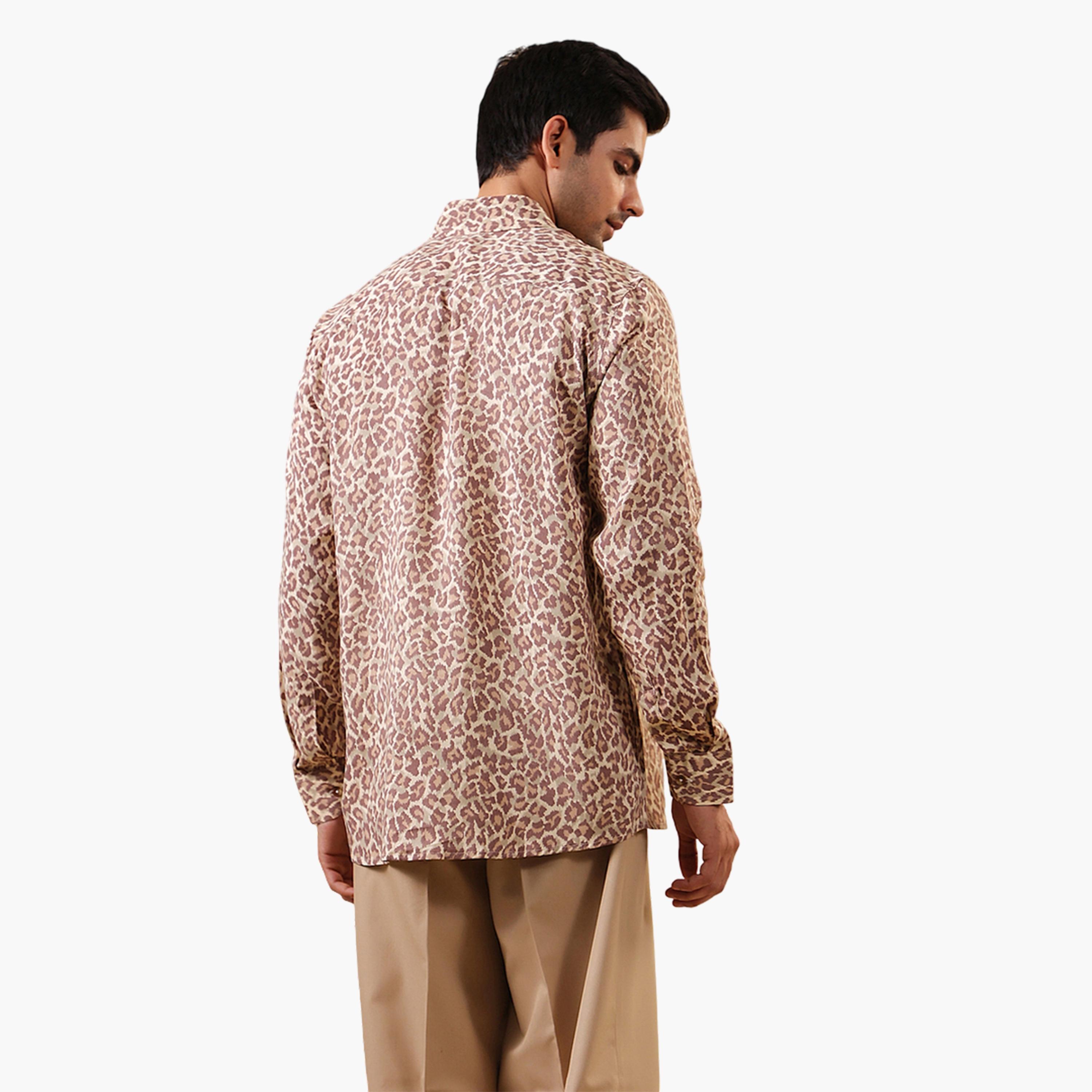 قميص قطن بطبعة حيوانات وقصة مريحة للرجال-men-clothing-shirts-image-5