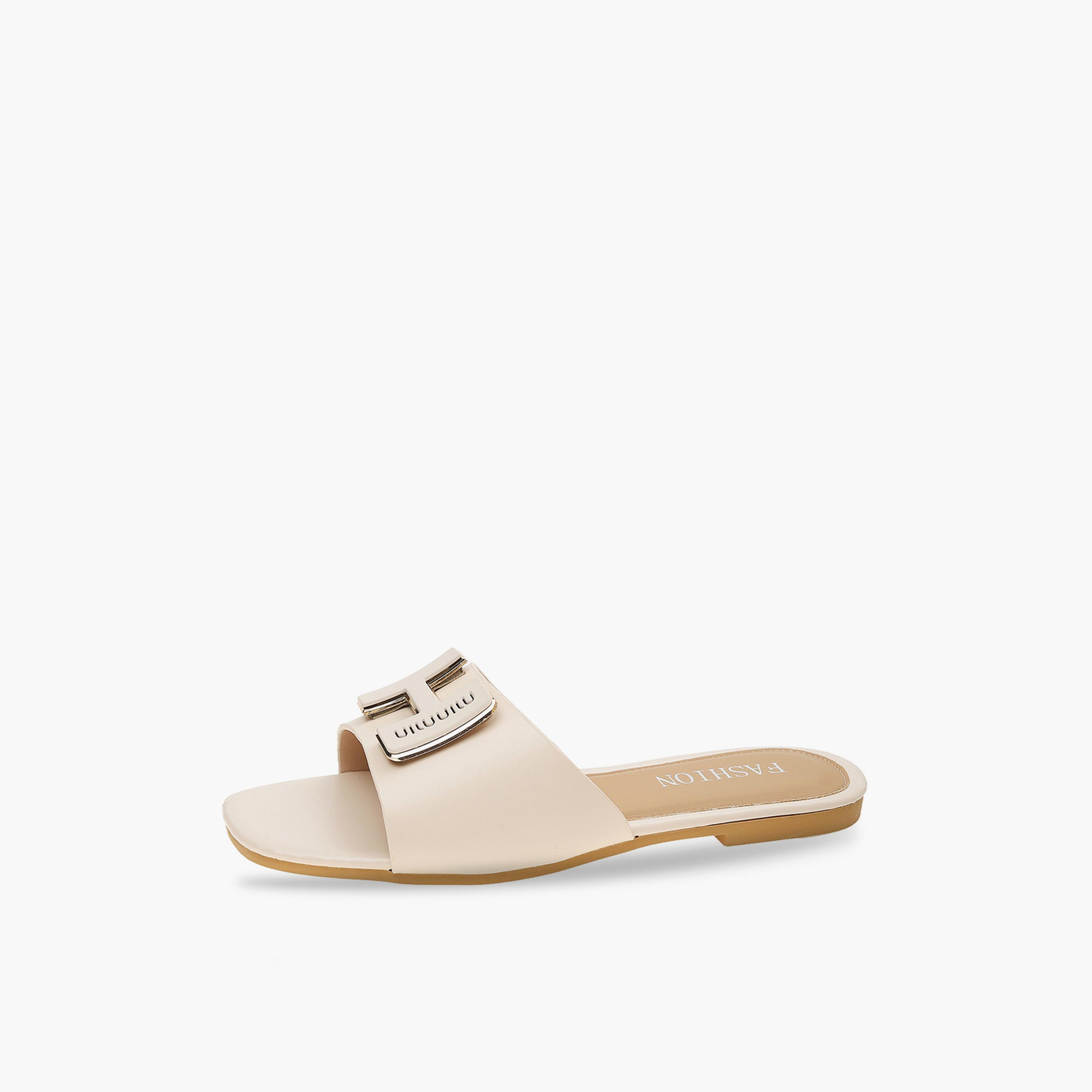 صندل فلات بتصميم إبزيم-women-shoes-sandals-flats-image-1
