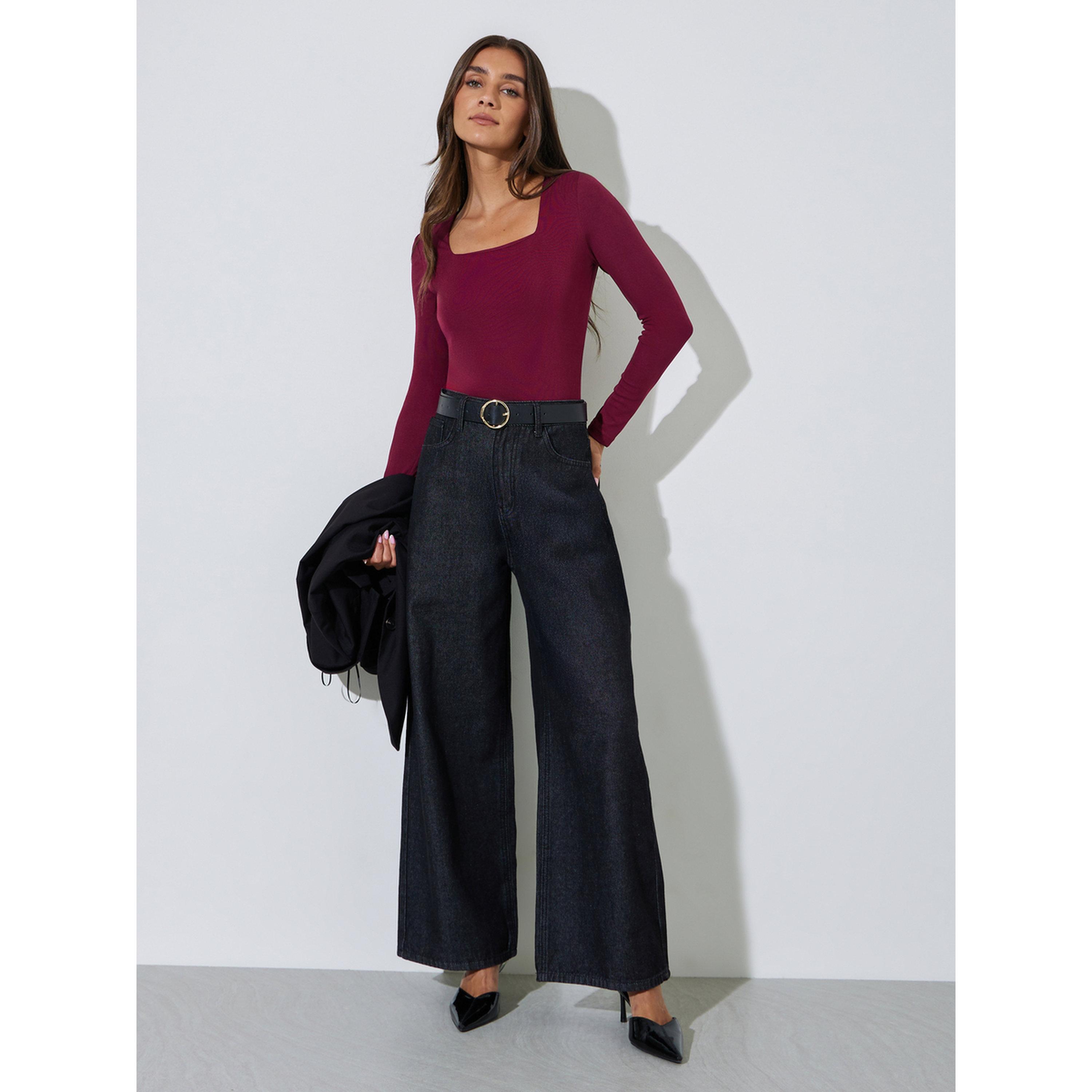 بلوزة محبوكة بأكمام طويلة وياقة مربعة سادة باللون البرغندي-women-clothing-shirtsandblouses-blouses-image-2