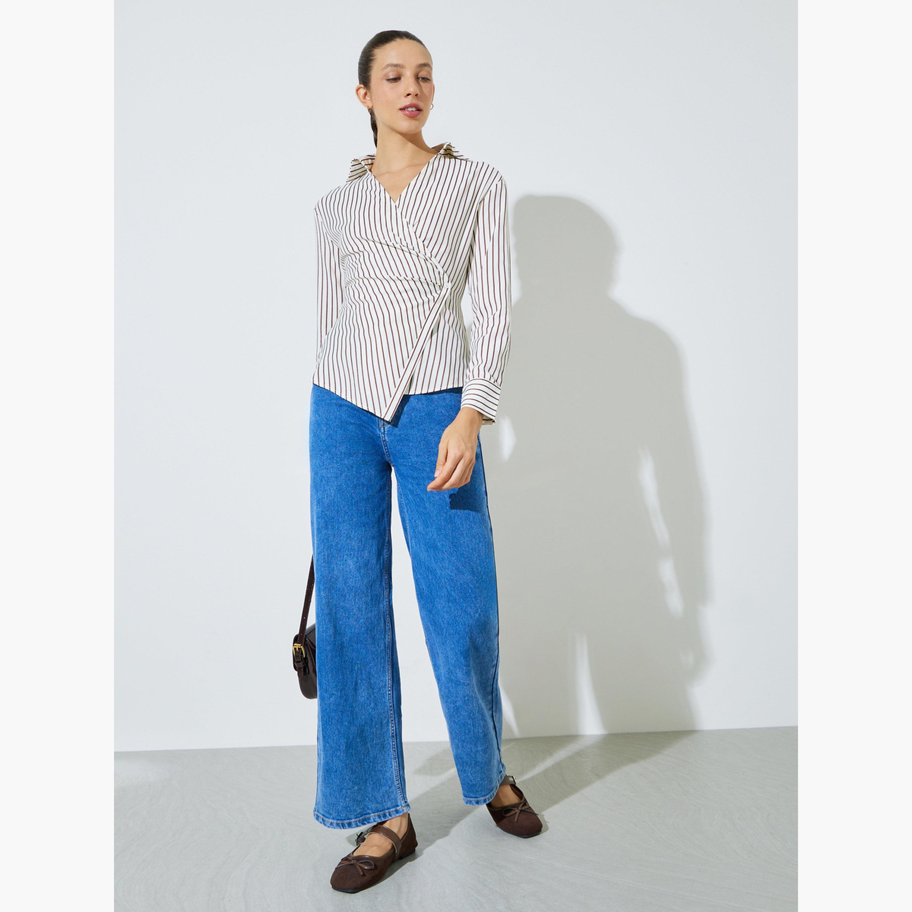 ستايلي - بلوزة لف مخططة بلون أبيض كريمي بياقة مفتوحة-women-clothing-shirtsandblouses-blouses-image-2