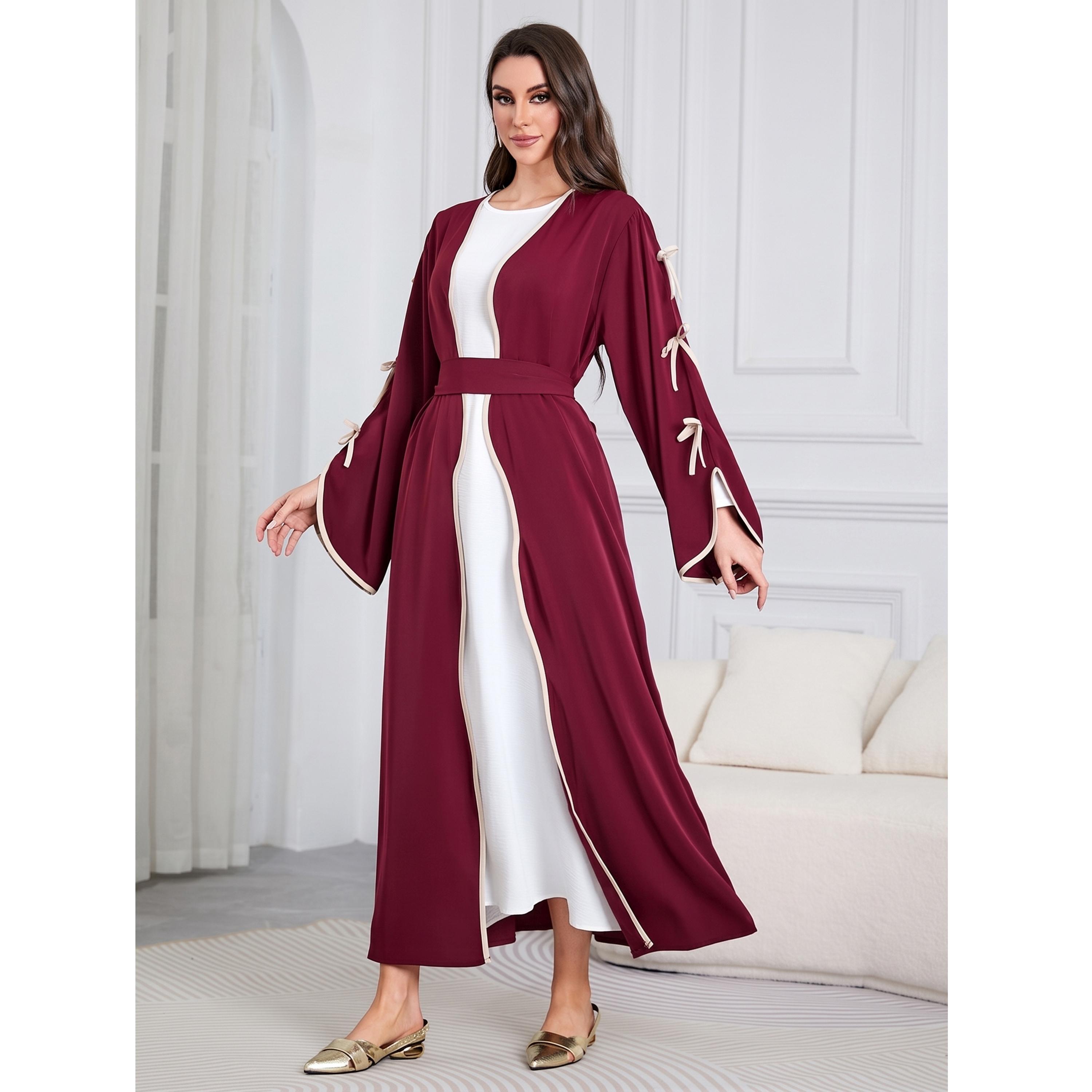 عباية طويلة بتفاصيل فيونكة وحواف متباينة لون أحمر-women-arabicclothing-abayas-image-4