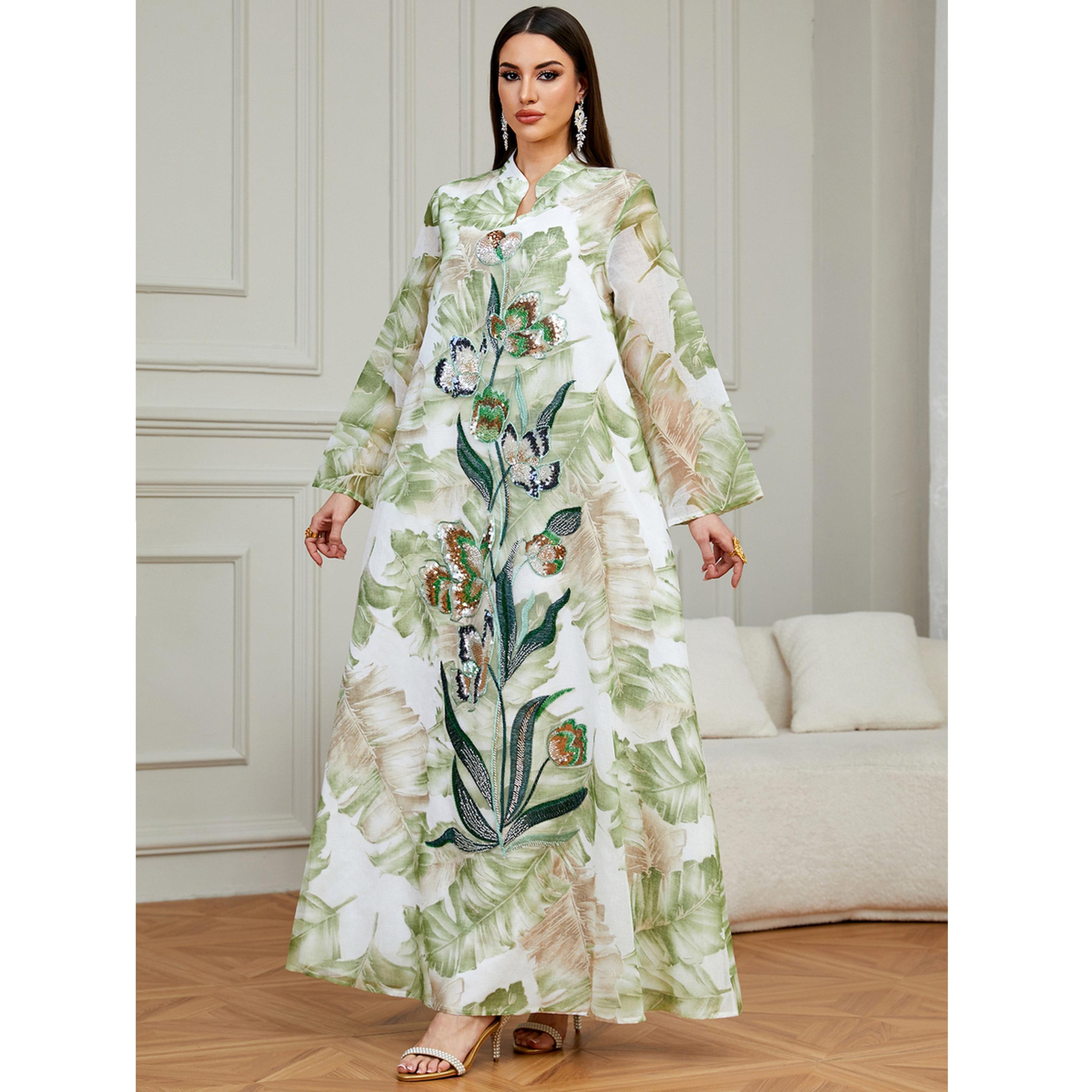 جلابية طويلة بحافة واسعة بالترتر وطبعة أوراق شجر لون أخضر-women-arabicclothing-jalabiyas-image-1
