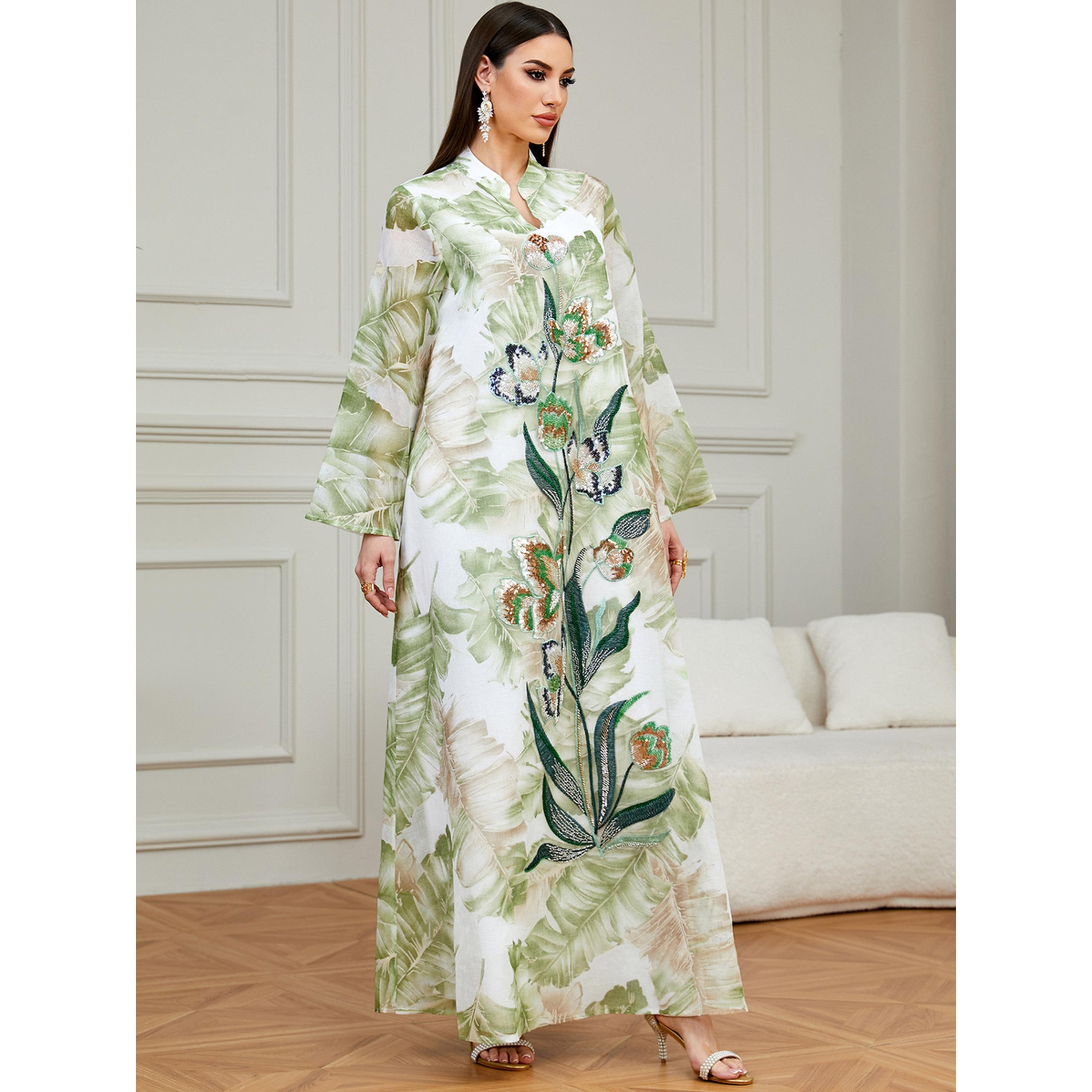 جلابية طويلة بحافة واسعة بالترتر وطبعة أوراق شجر لون أخضر-women-arabicclothing-jalabiyas-image-4