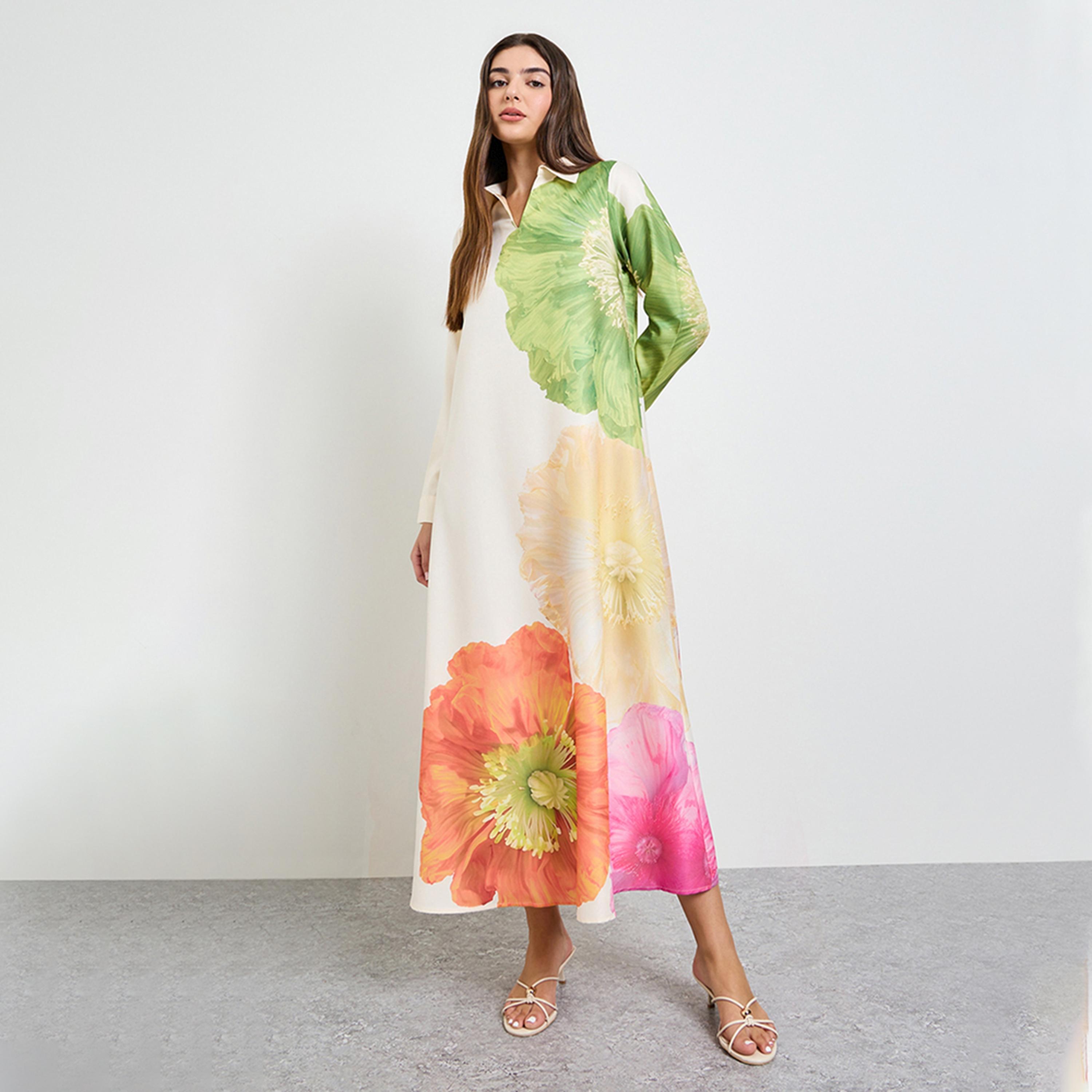 Amirah X Styli Open Collar Placement Print Jalabiya-women-arabicclothing-jalabiyas-image-1