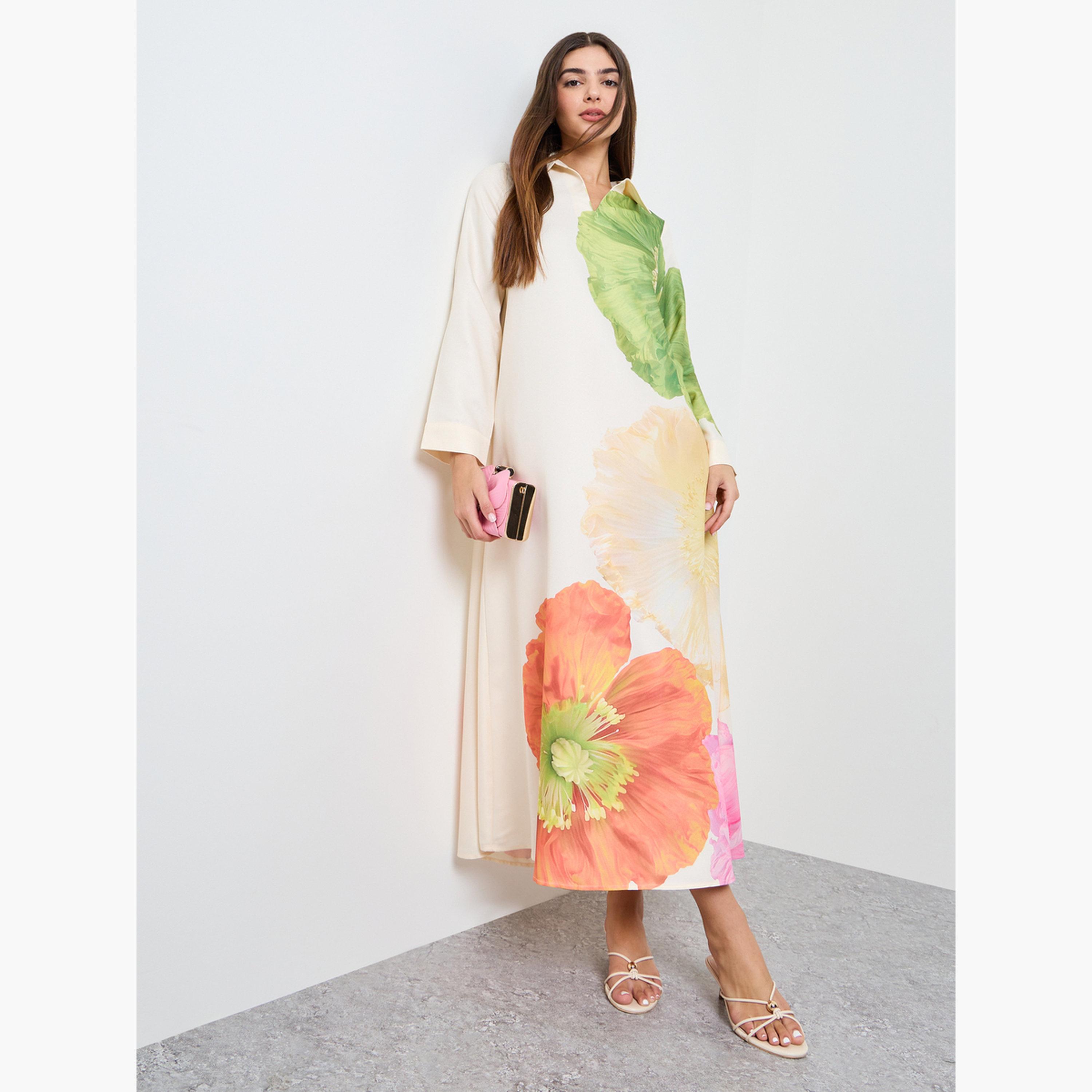Amirah X Styli Open Collar Placement Print Jalabiya-women-arabicclothing-jalabiyas-image-3