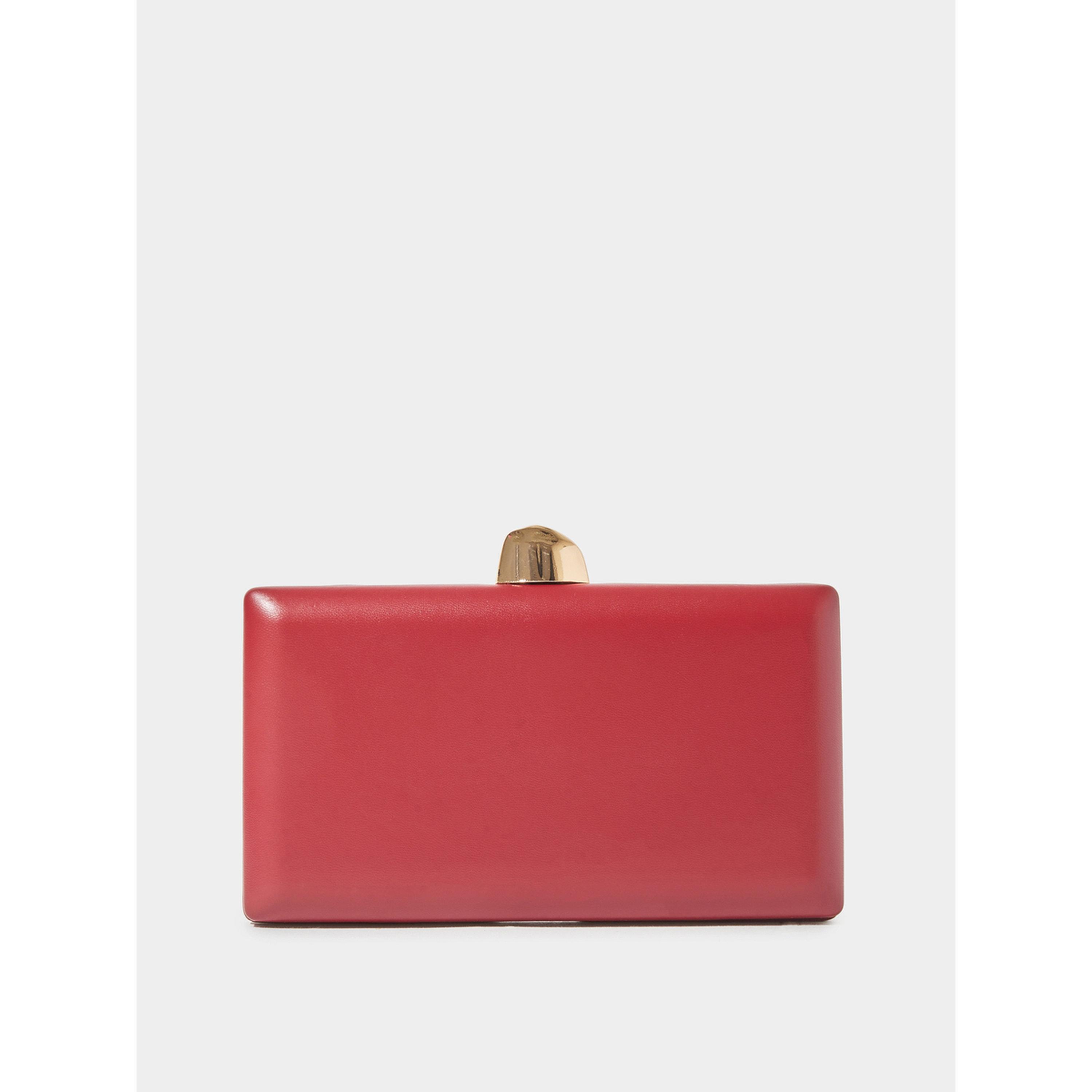شنطة كلاتش بهيكل صلب بتفاصيل زم وحزام سلسلة باللون البرغندي-women-bagsandwallets-handbags-image-3