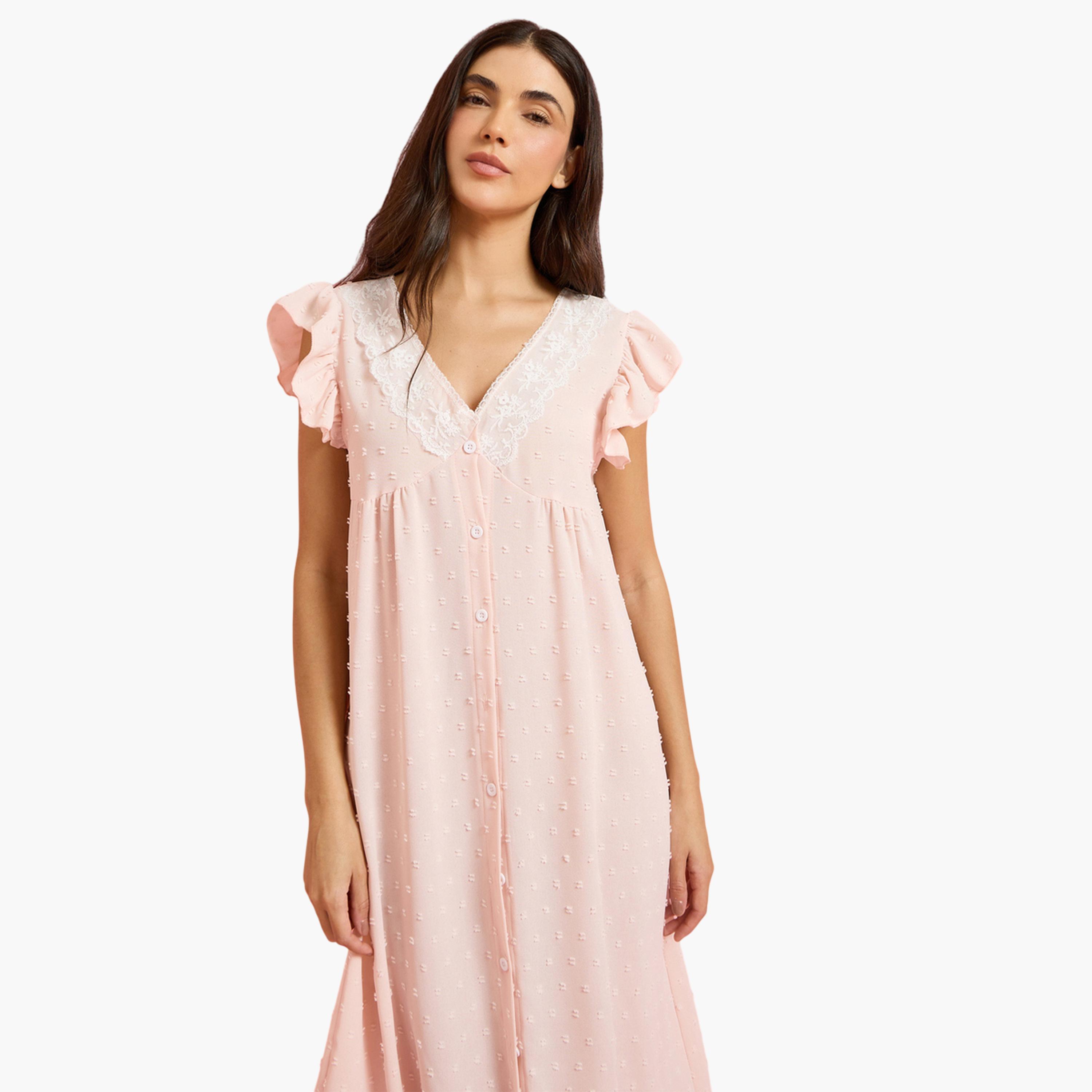 قميص نوم بأزرار وأكمام مكشكشة وتفاصيل دانتيل-women-clothing-nightwear-nighties-image-3
