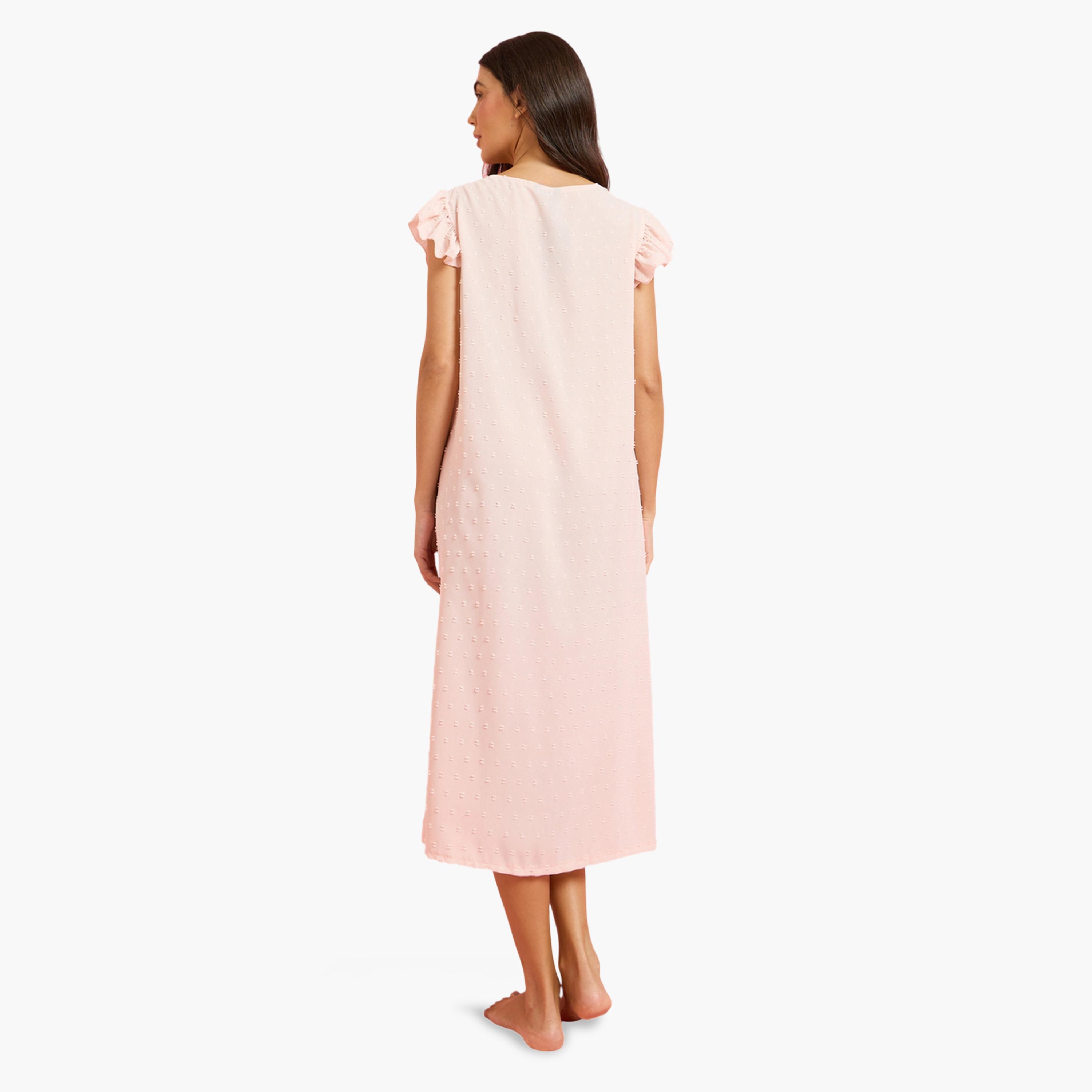 قميص نوم بأزرار وأكمام مكشكشة وتفاصيل دانتيل-women-clothing-nightwear-nighties-image-4