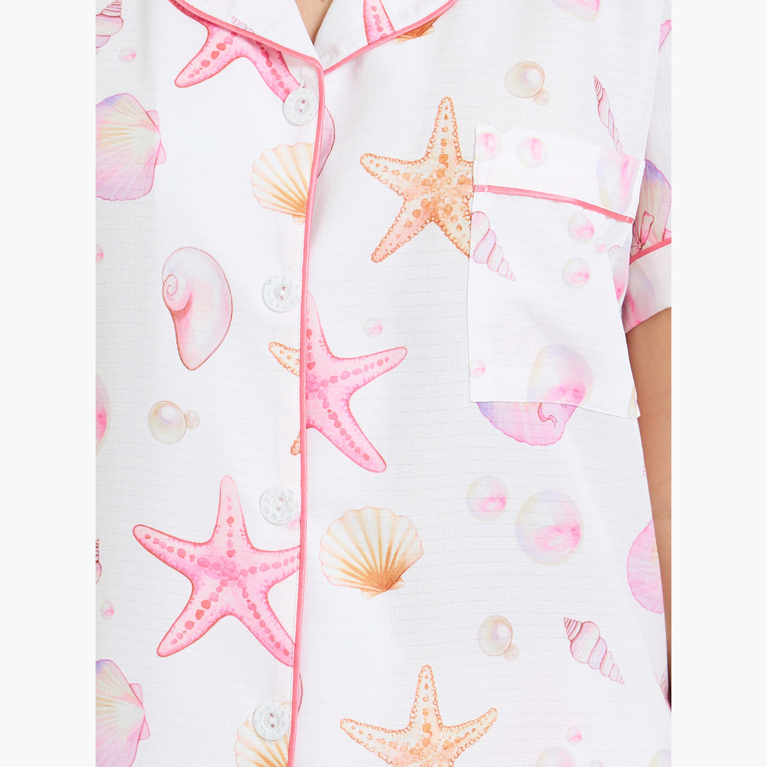 ستايلي - طقم قميص وشورت أبيض مزين بجيوب مزينة برسومات صدفة ونجم البحر-women-clothing-nightwear-pyjamas-shortsets-image-5