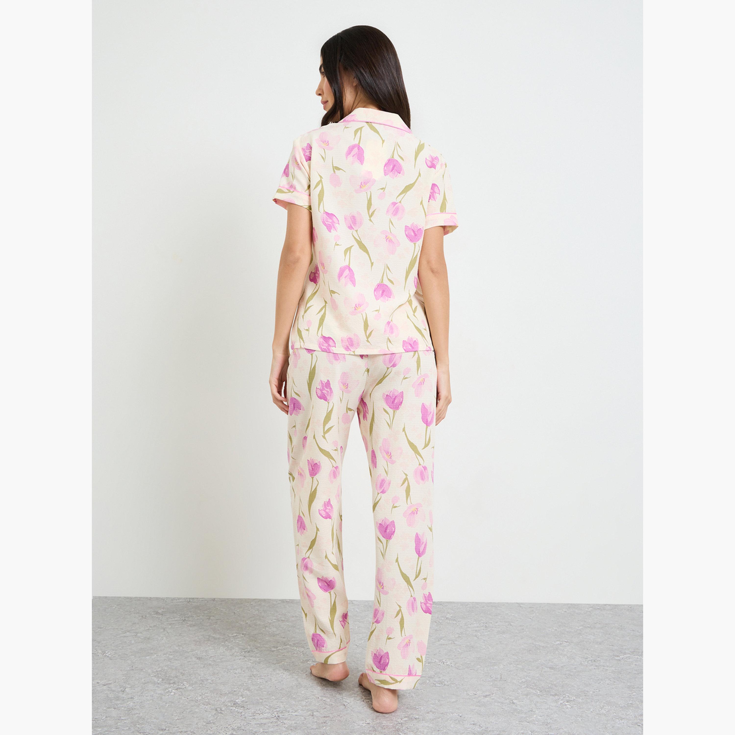 ستايلي - طقم قميص وبيجاما بجيوب مزينة بزهرة التوليب الوردية-women-clothing-nightwear-pyjamas-longsets-image-4
